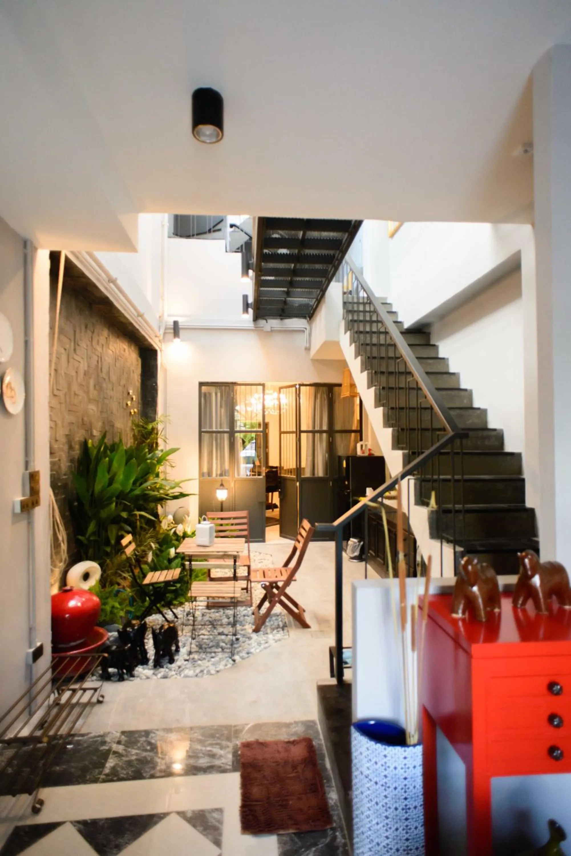 Patio in 87 Oldtown at River Pier