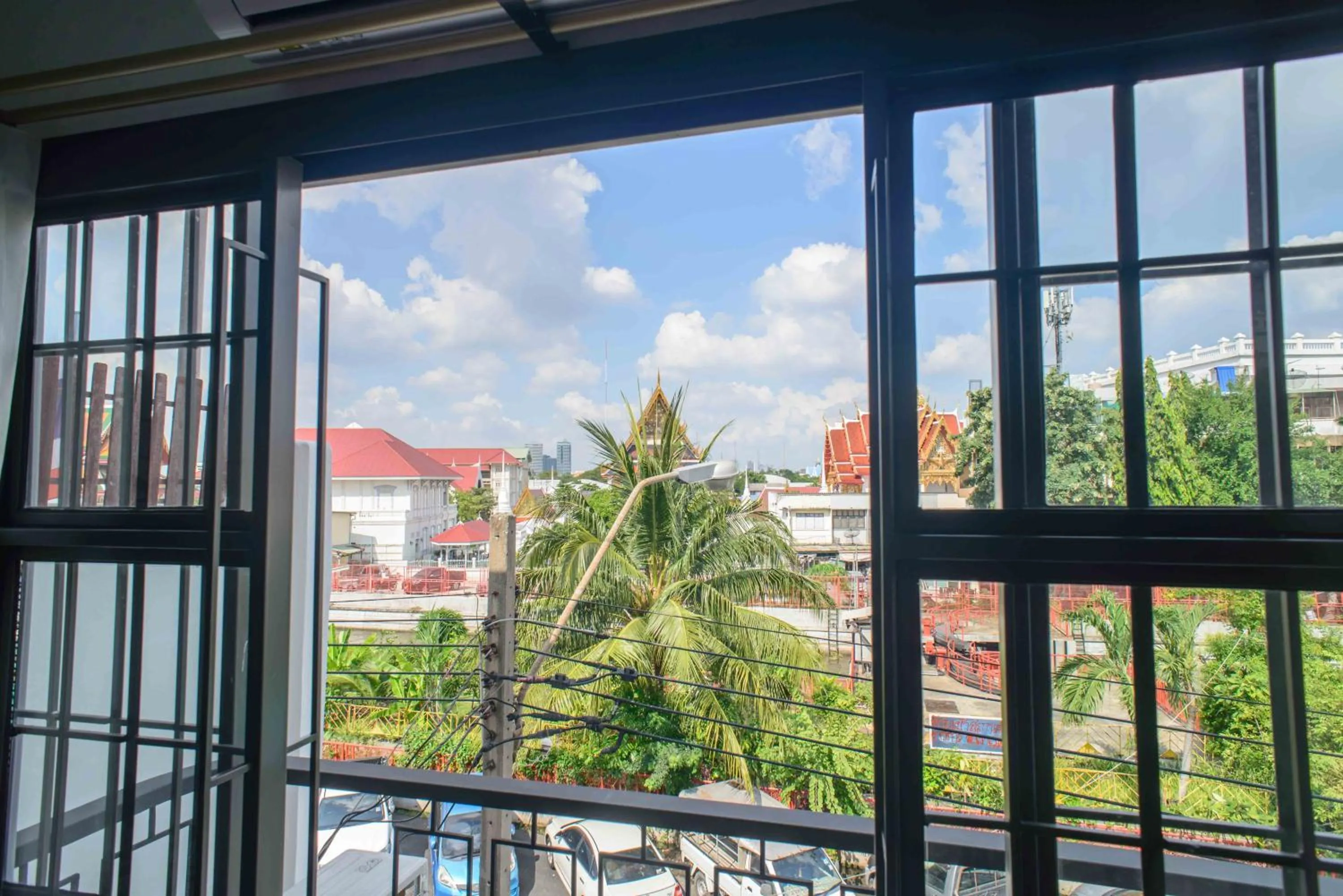 Nearby landmark in 87 Oldtown at River Pier