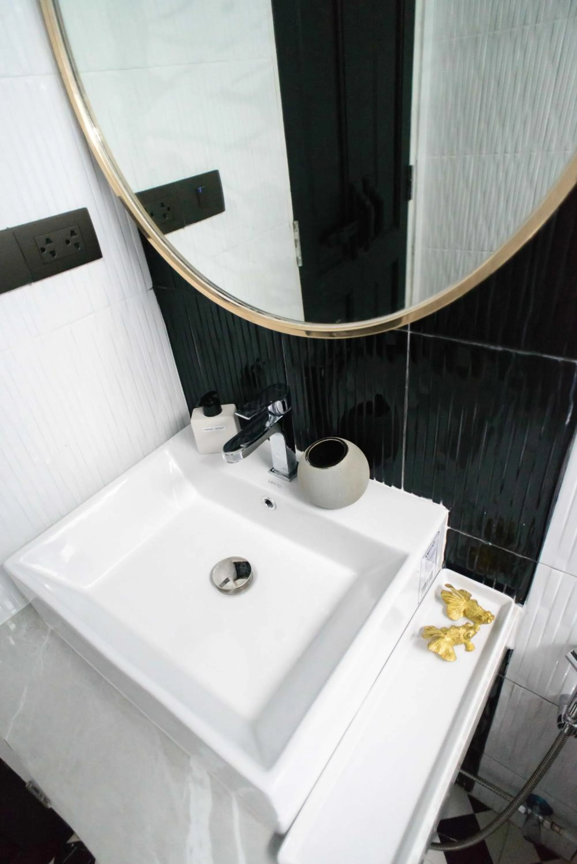 Bathroom in 87 Oldtown at River Pier