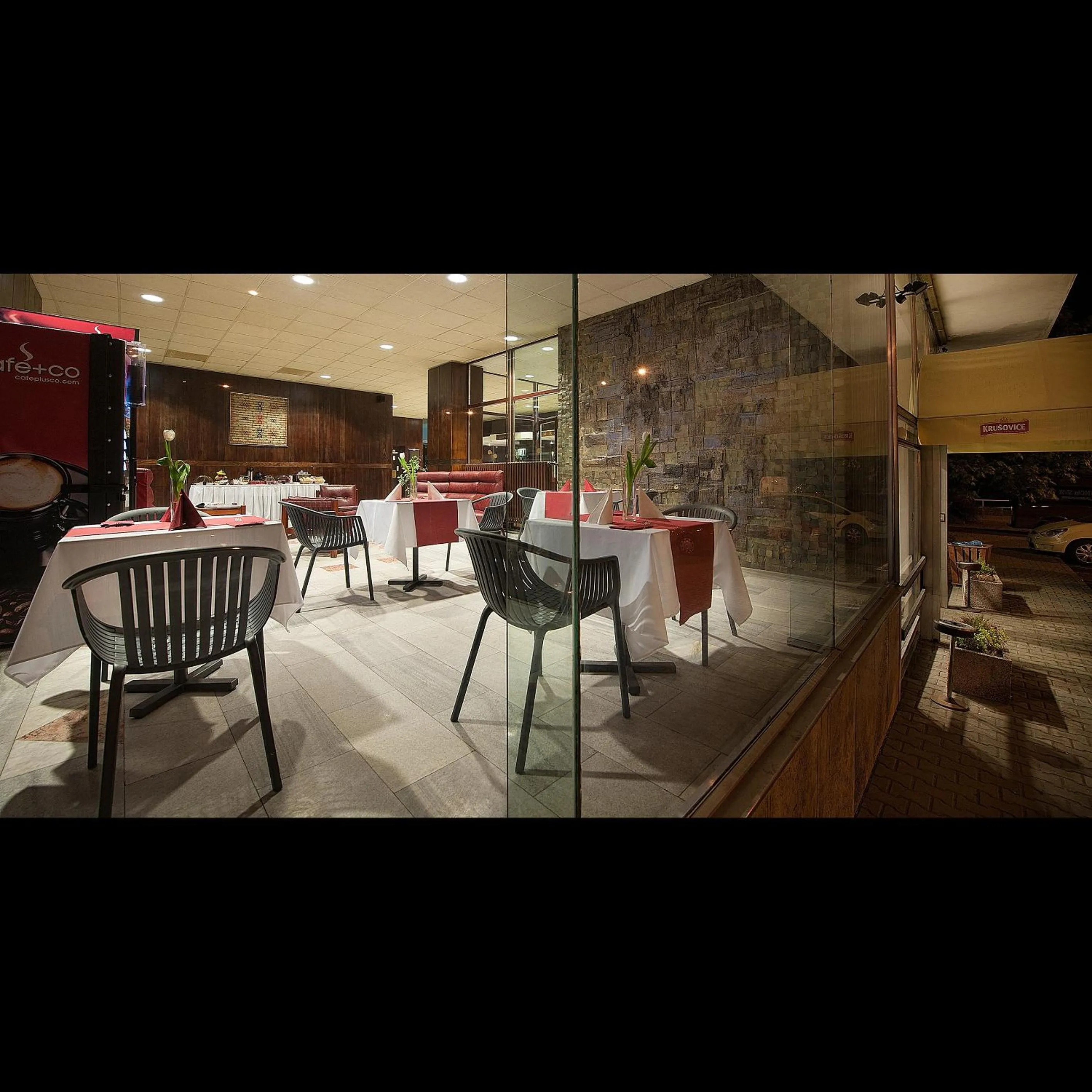 Restaurant/places to eat in Retro Hotel Kladno