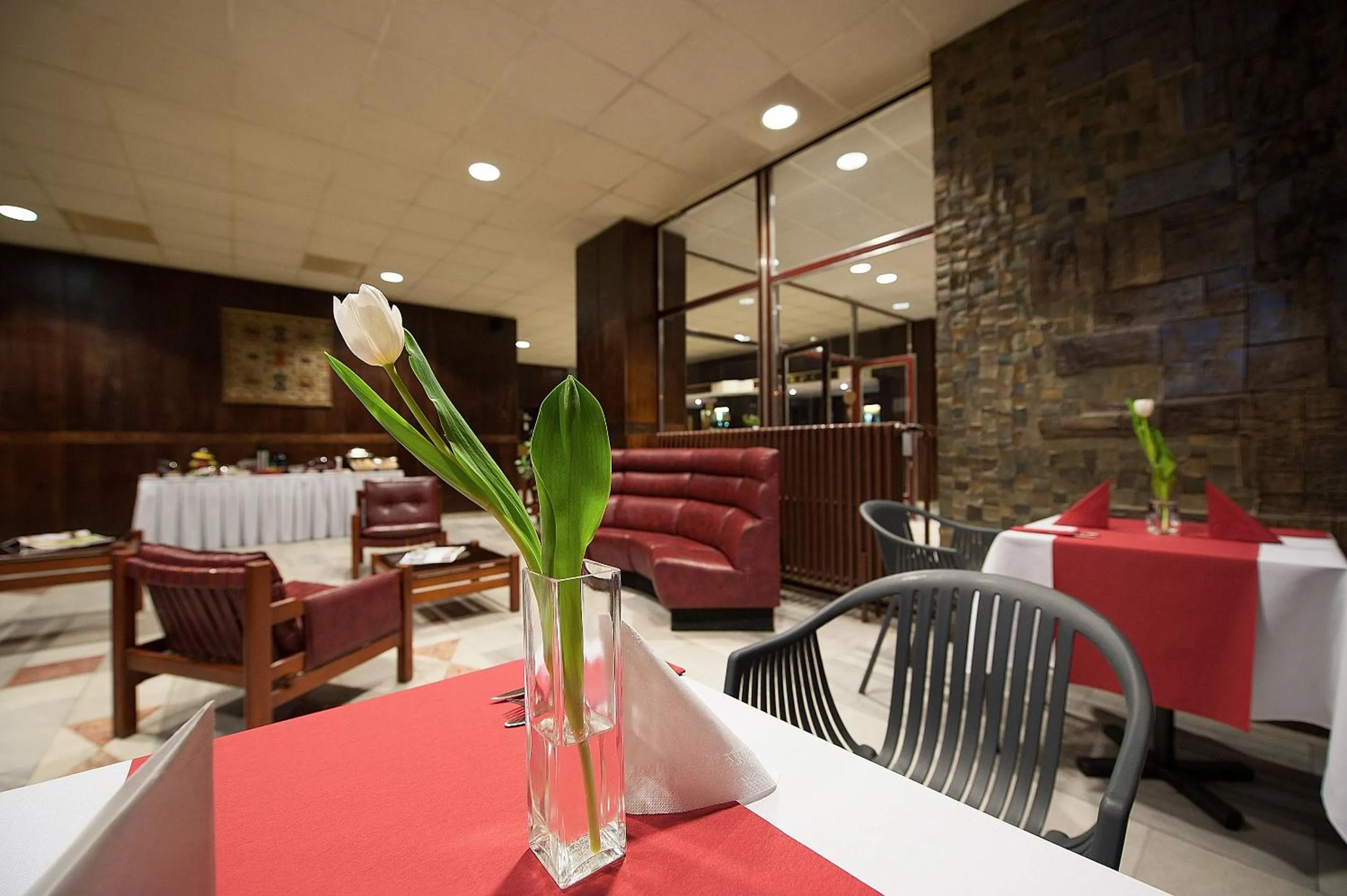 Restaurant/places to eat in Retro Hotel Kladno