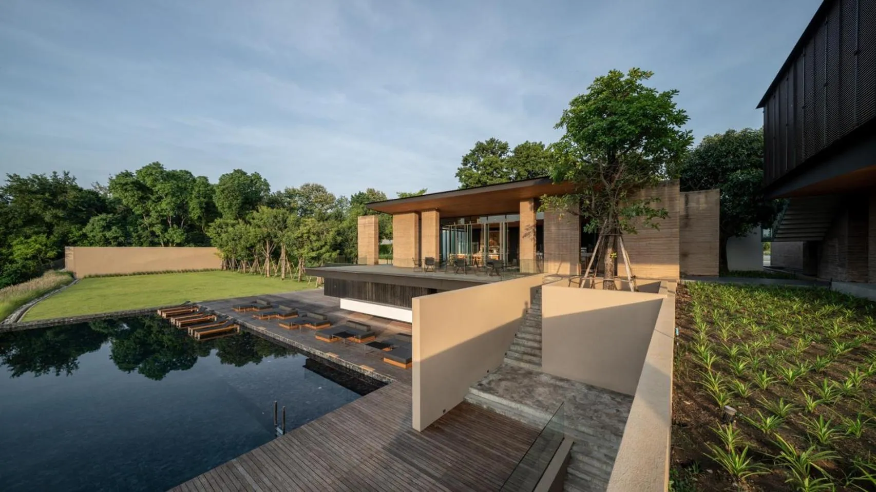Swimming pool in Tara Villa