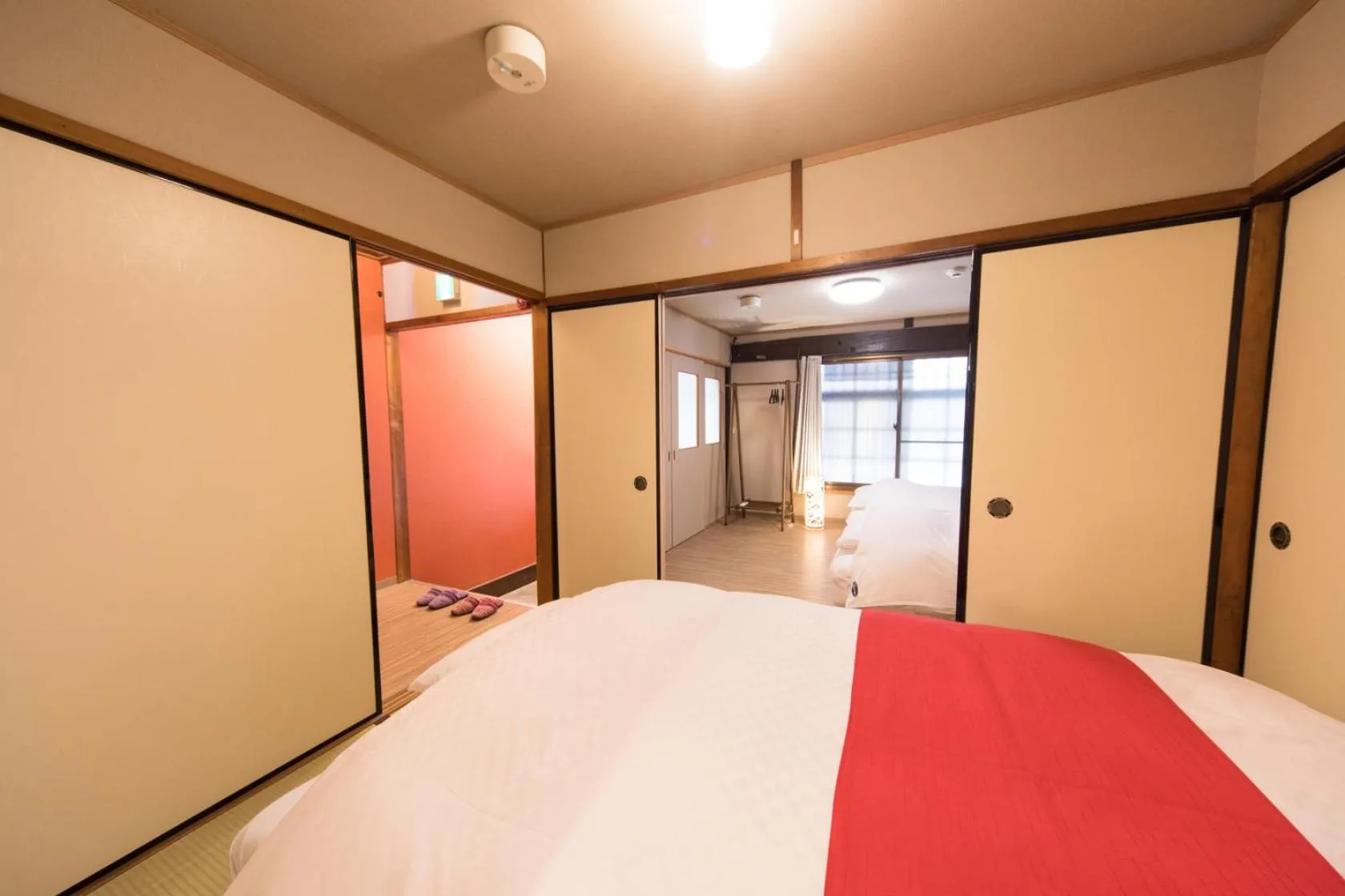 Bed in 京町家 懿造 -Kyomachiya IZO-
