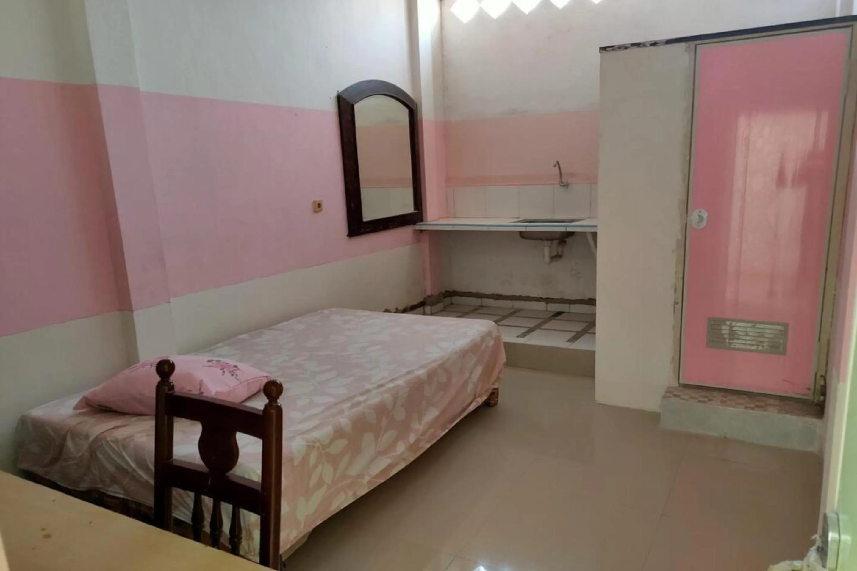 Bedroom, Bed in Charisma Residence Syariah