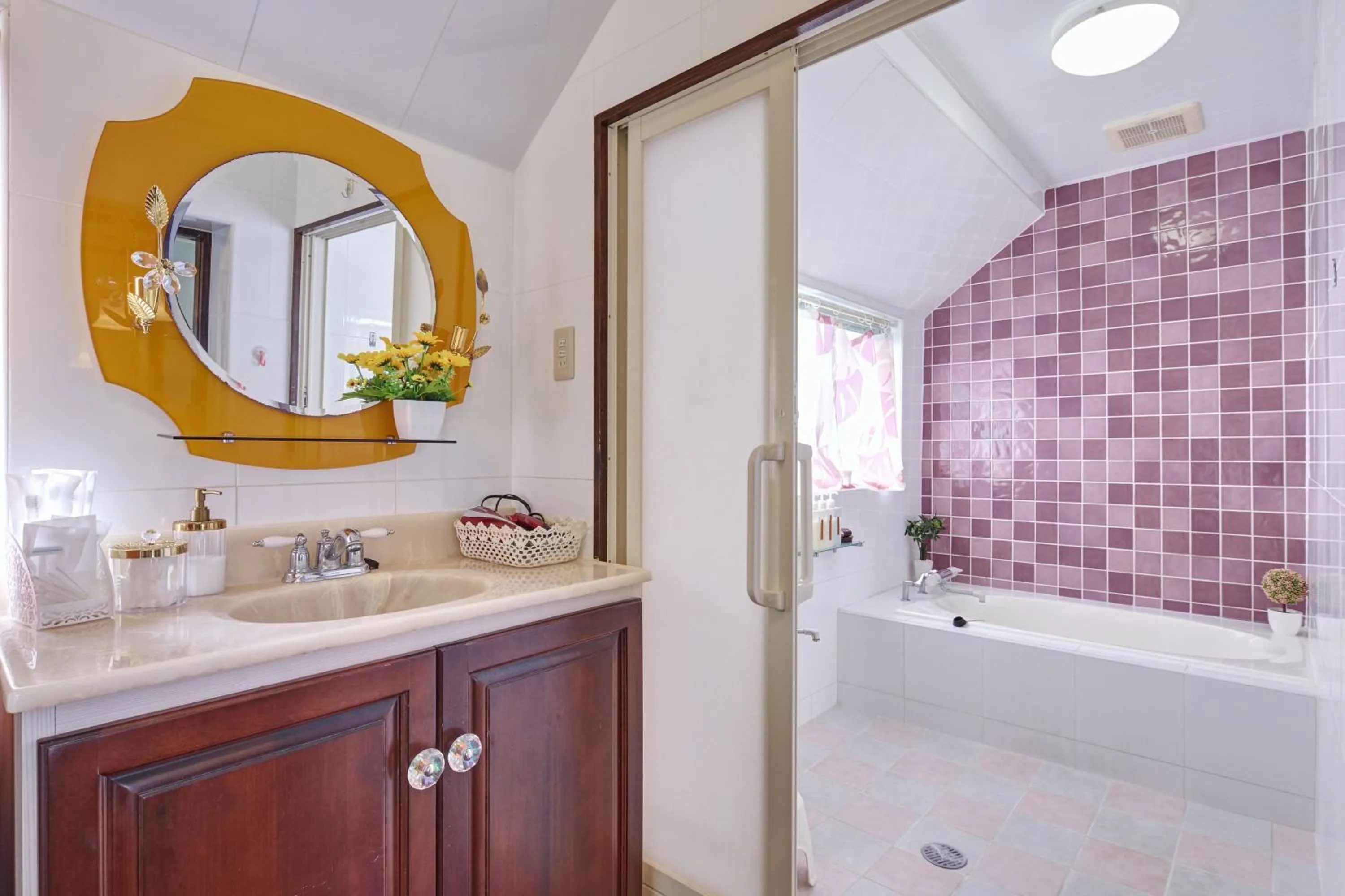 Bathroom in Wind Makiminato