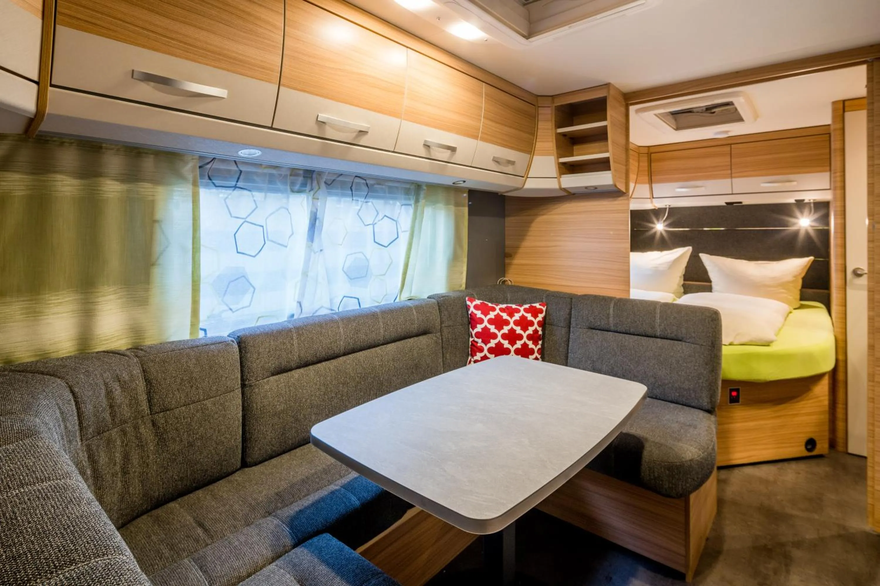 Living room, Bed in Hotel Am Gottesauer Schloss