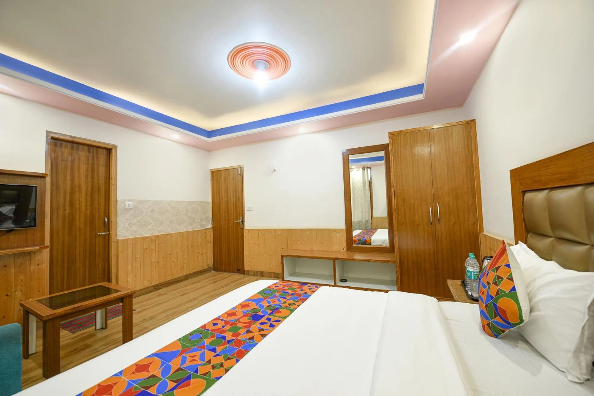 Bed in FabHotel Misty Hills Nehru Kund