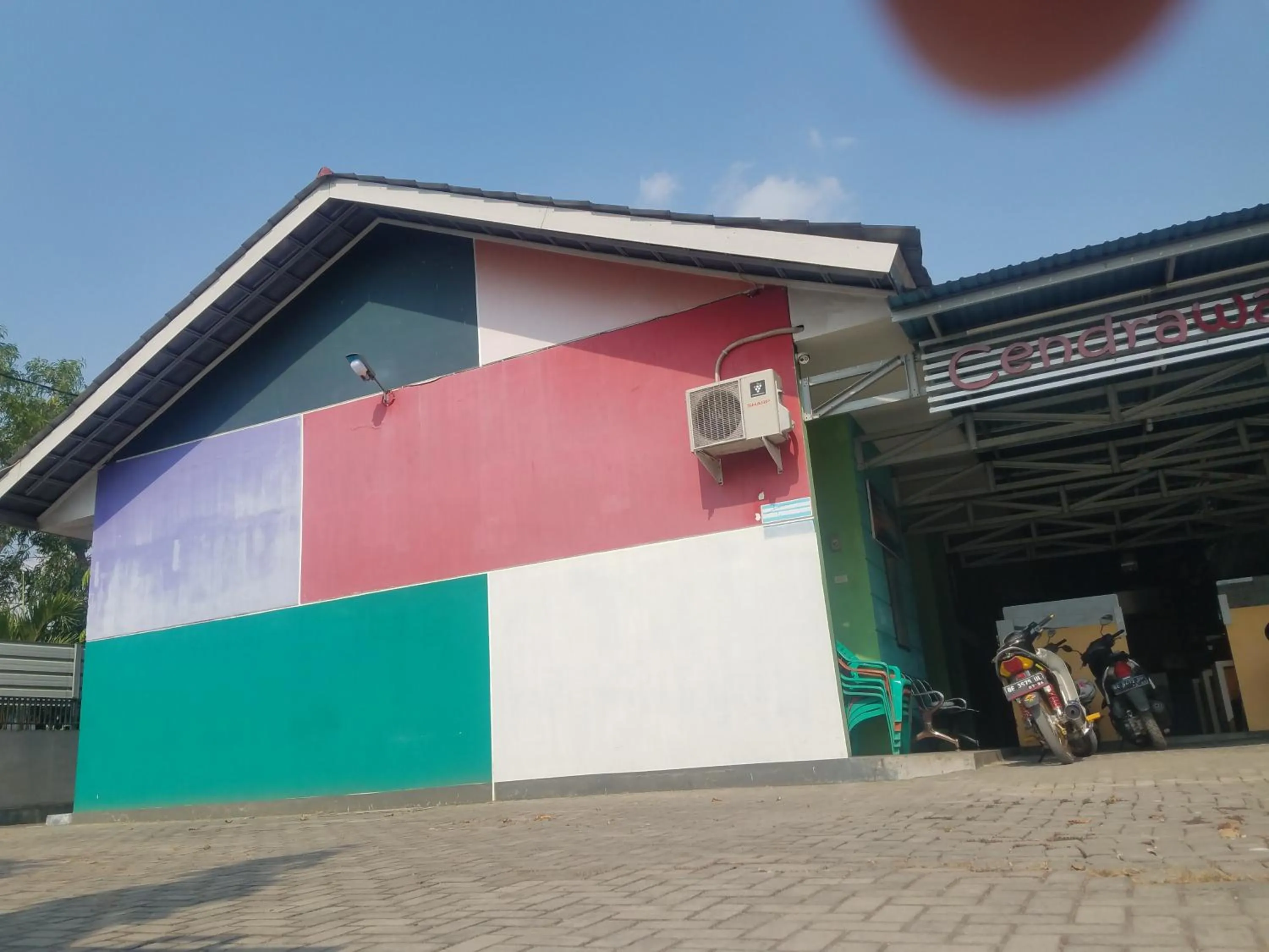 Property building in Cendrawasih Syariah Homestay