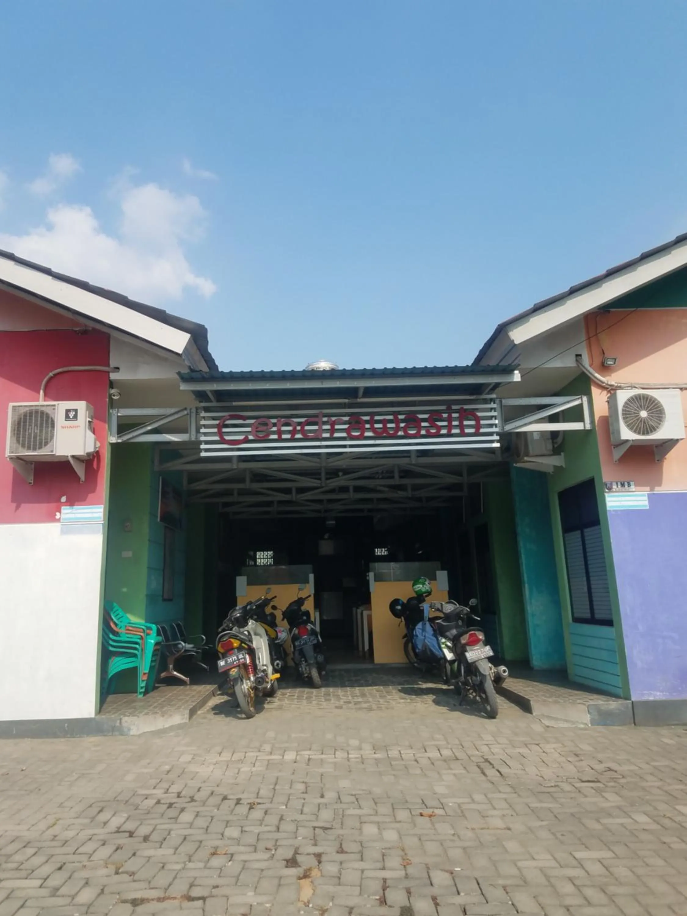 Facade/entrance in Cendrawasih Syariah Homestay