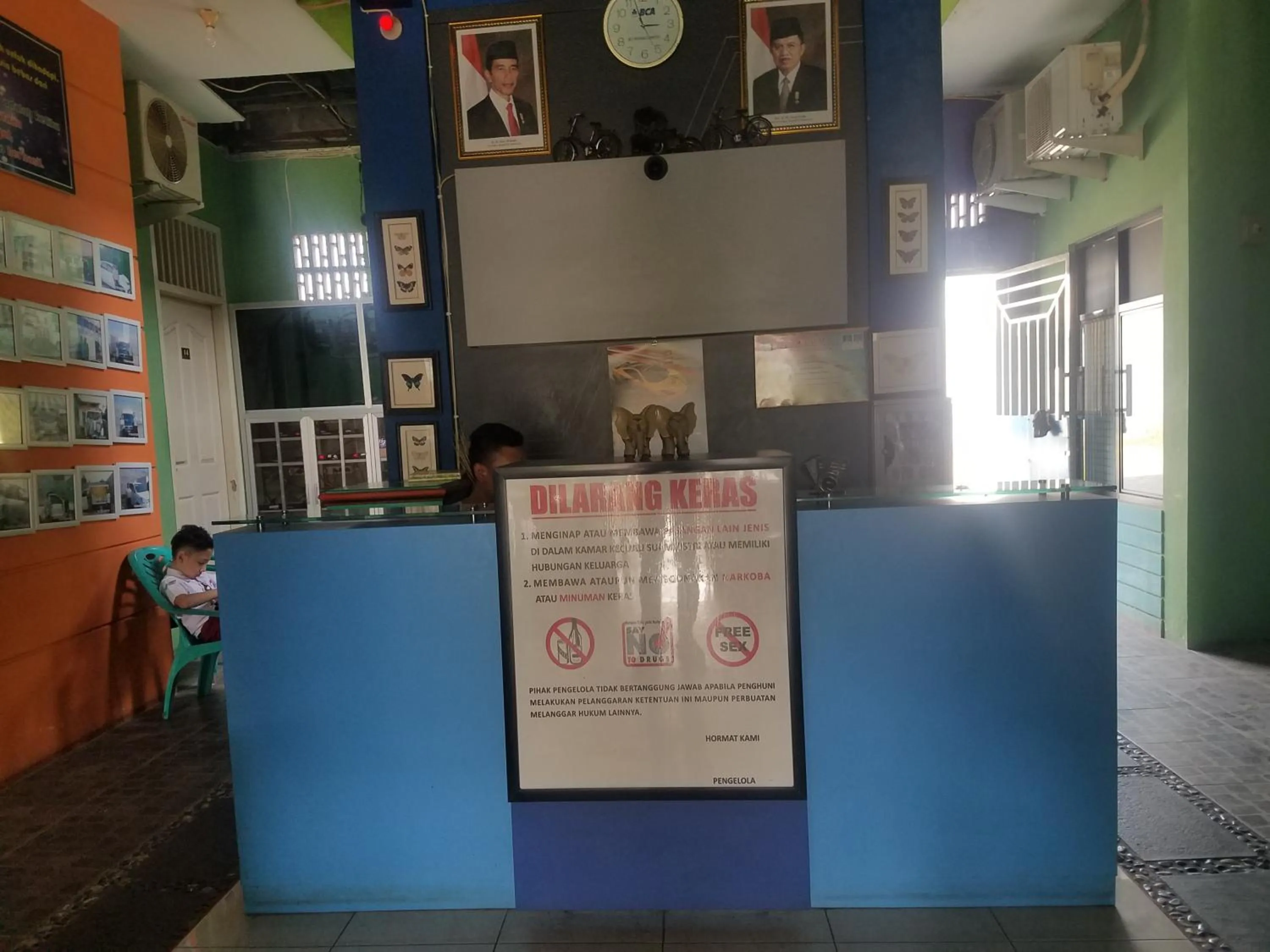 Lobby or reception in Cendrawasih Syariah Homestay