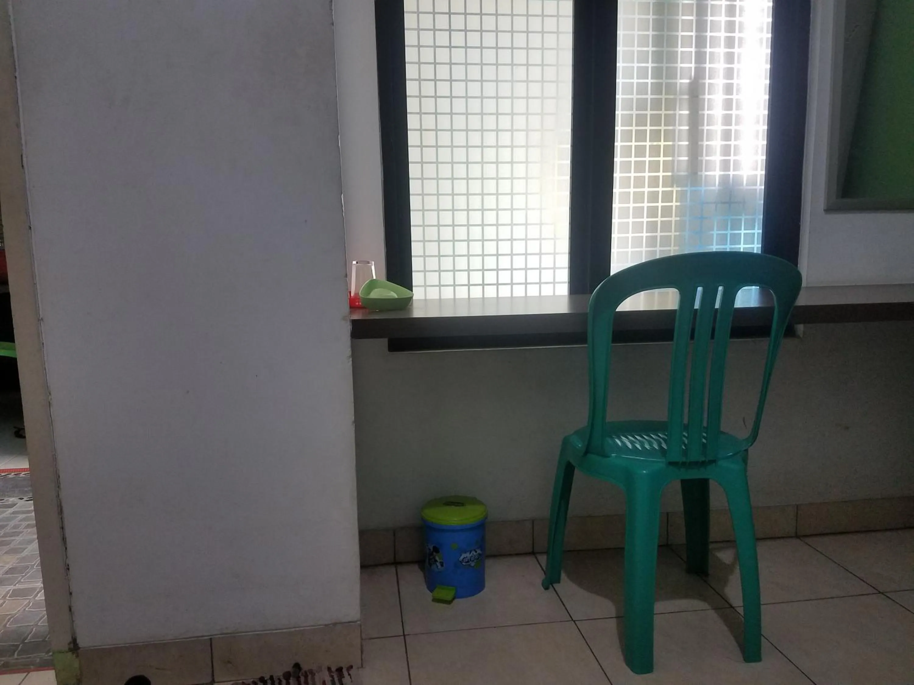 Seating area in Cendrawasih Syariah Homestay