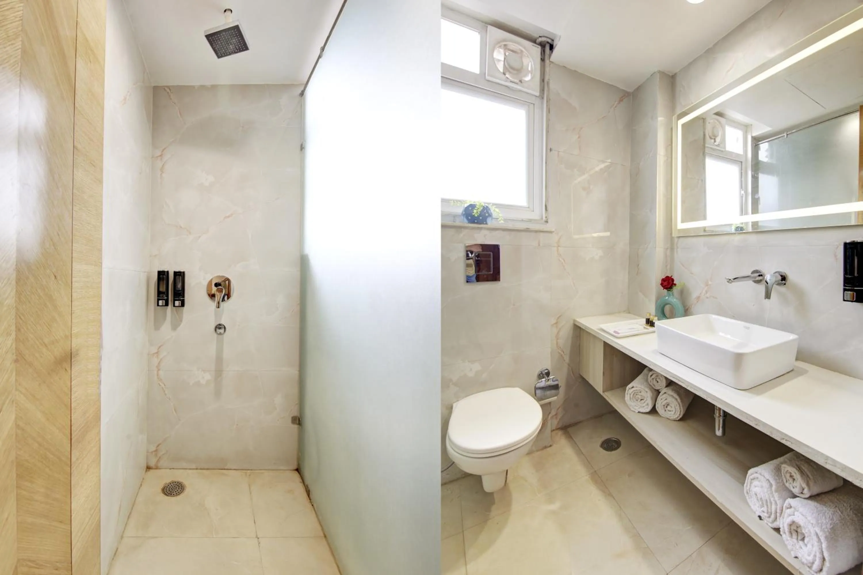 Bathroom in Hotel Krishna Plaza Just Near New Delhi Station And Connaught Place By M S Hospitality