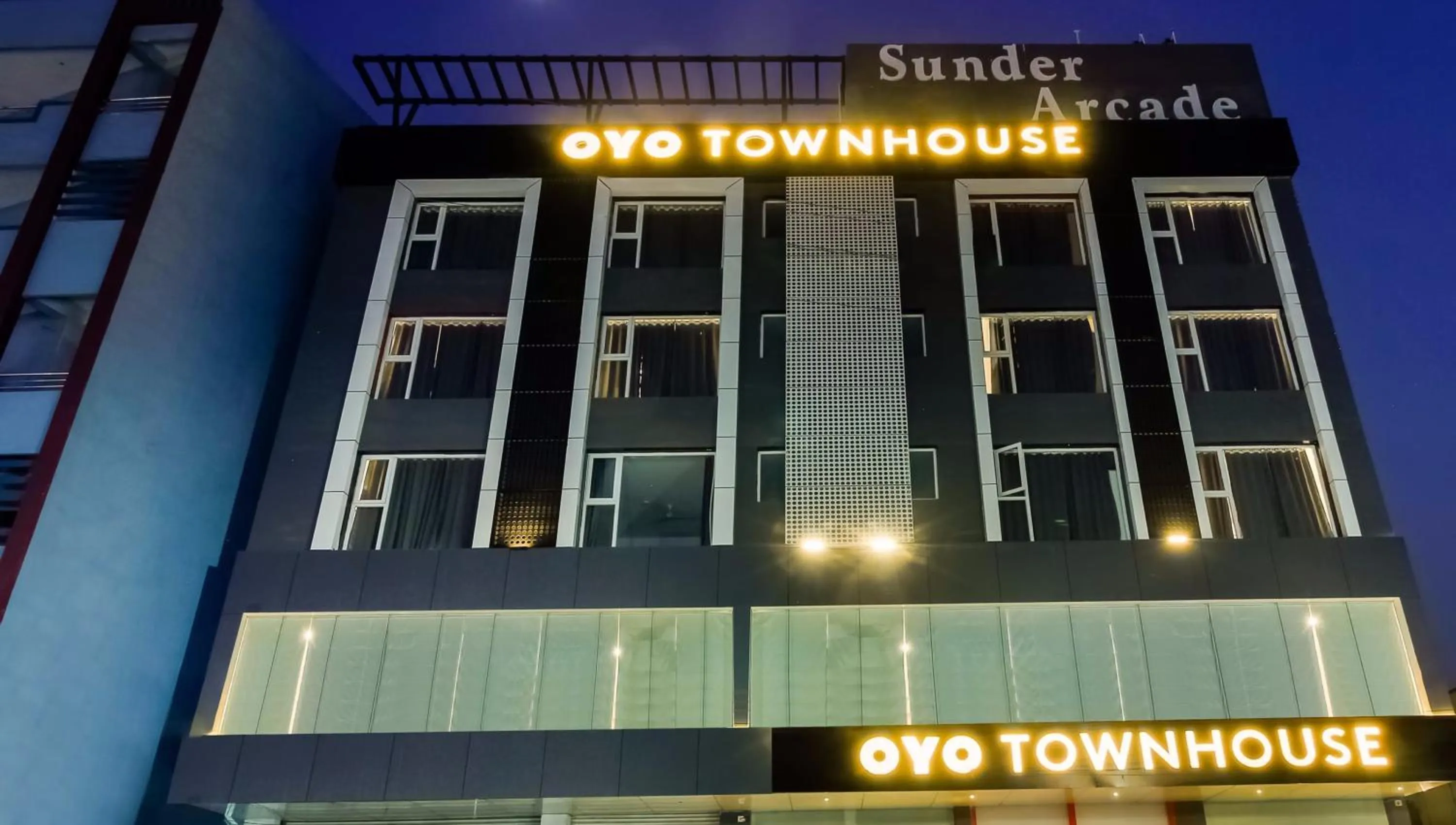 Facade/entrance in Super townhouse moosapet Rcc Prime