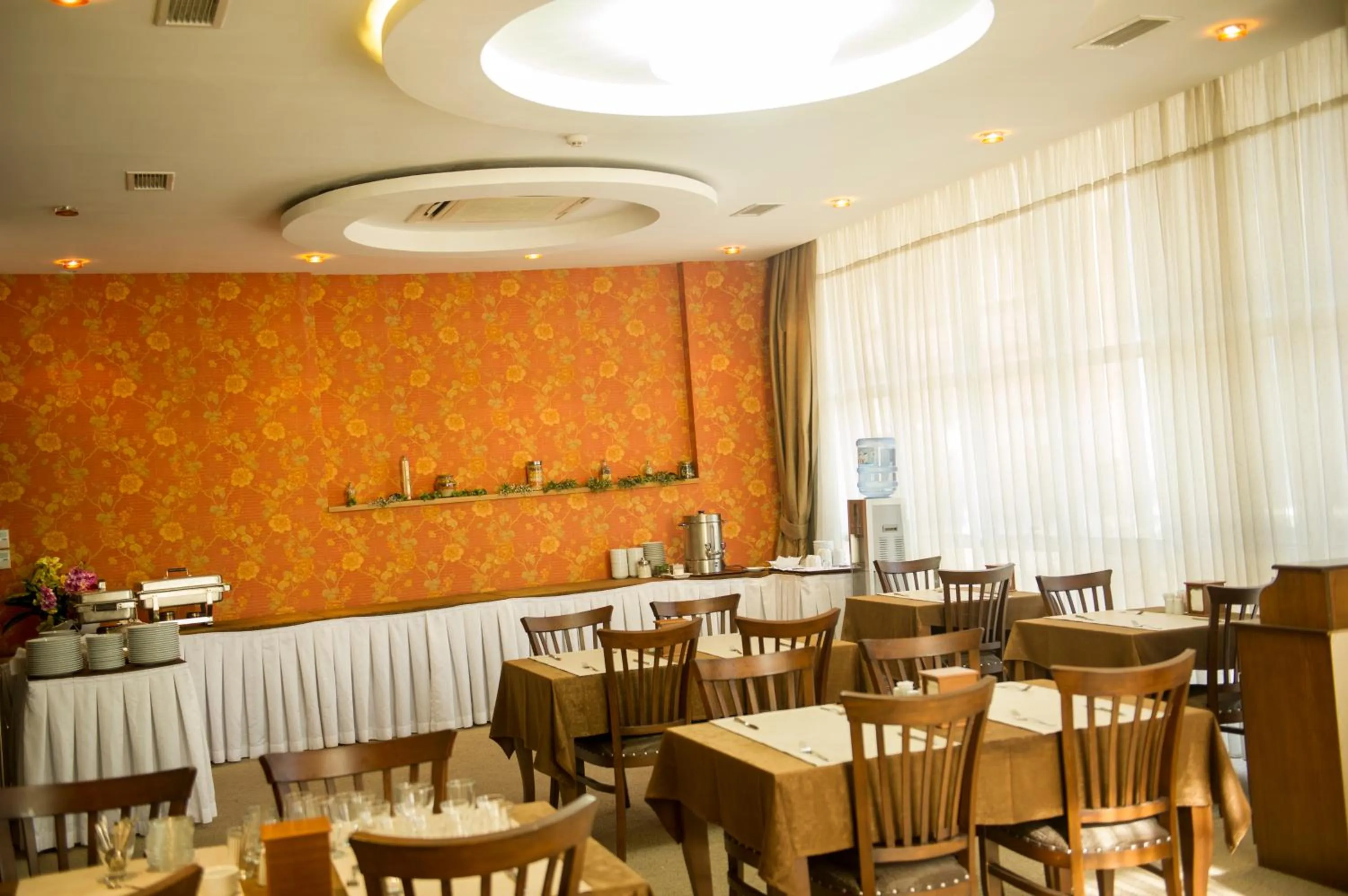 Restaurant/Places to Eat in Polat Elite Hotel