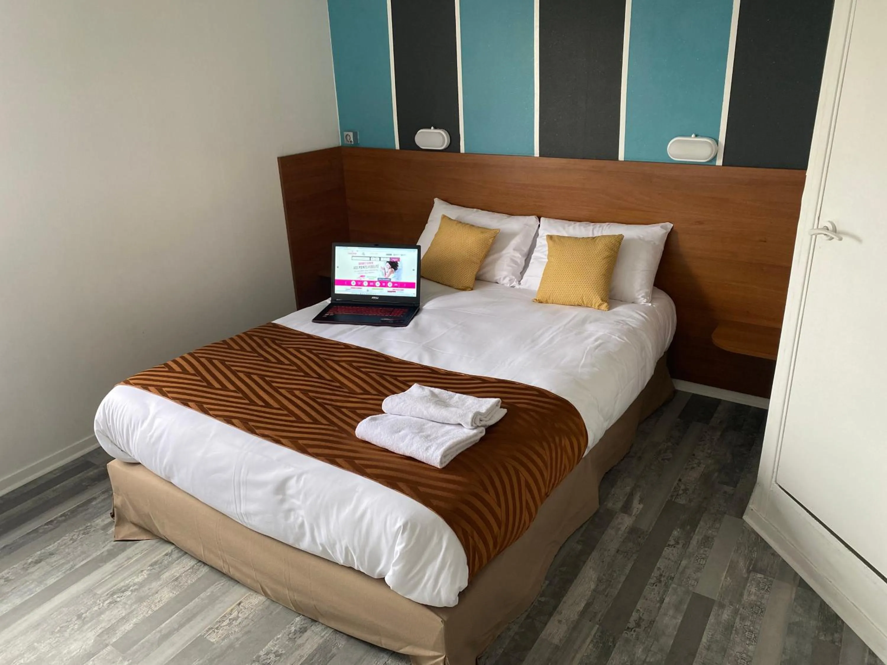 Bed in Fasthotel Tours Nord