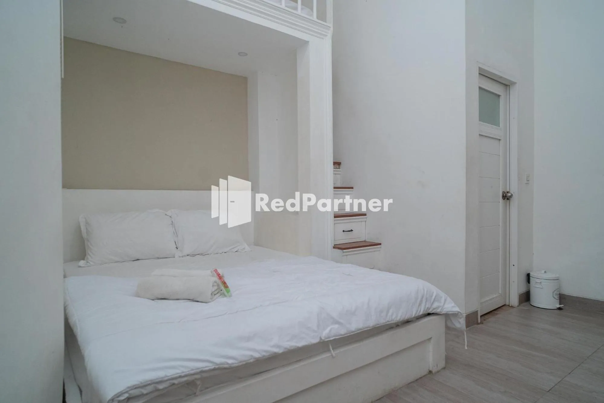 Bed in Yayah Rooms Bogor Syariah Mitra RedDoorz