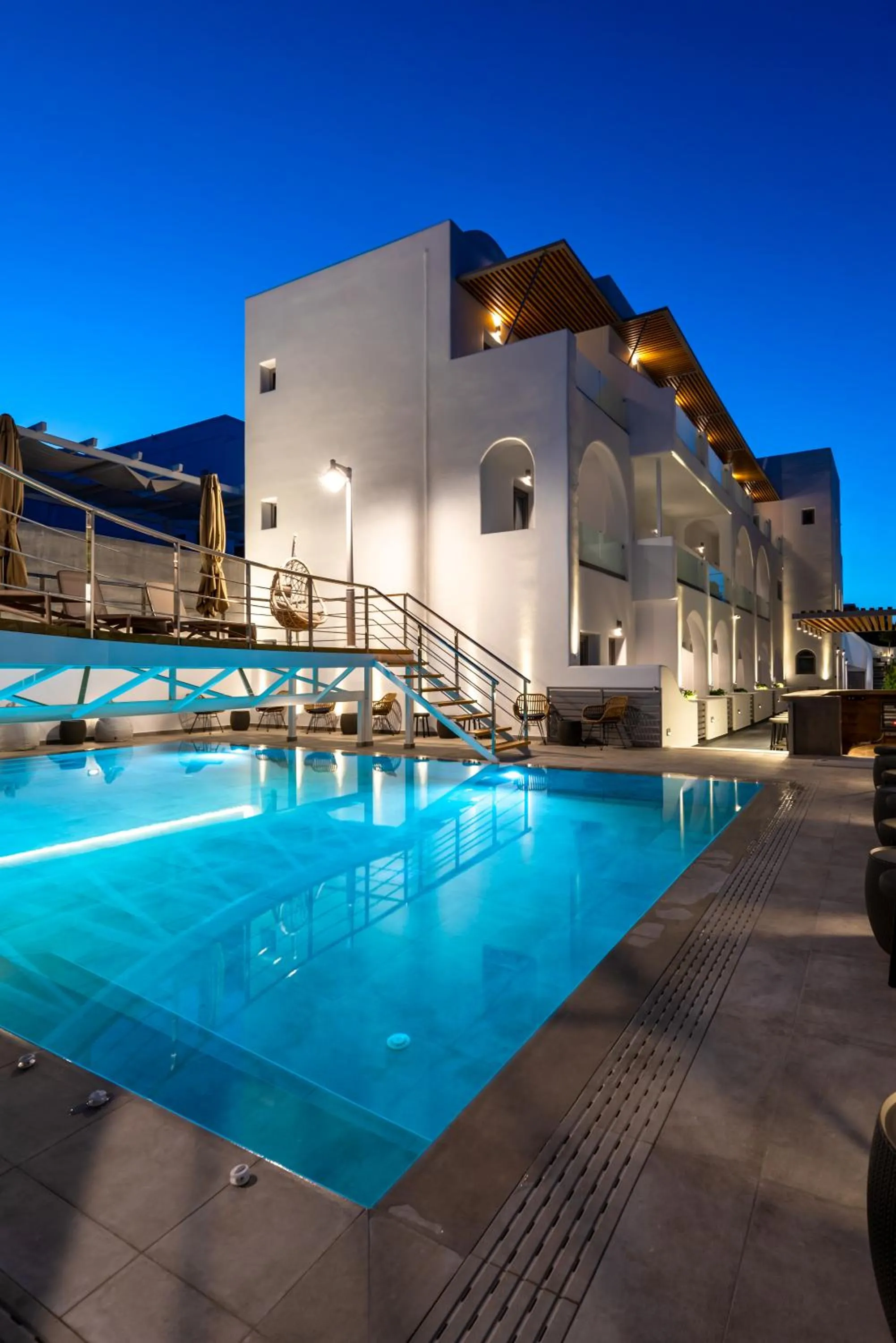 Property building in Deluxe Suites Santorini