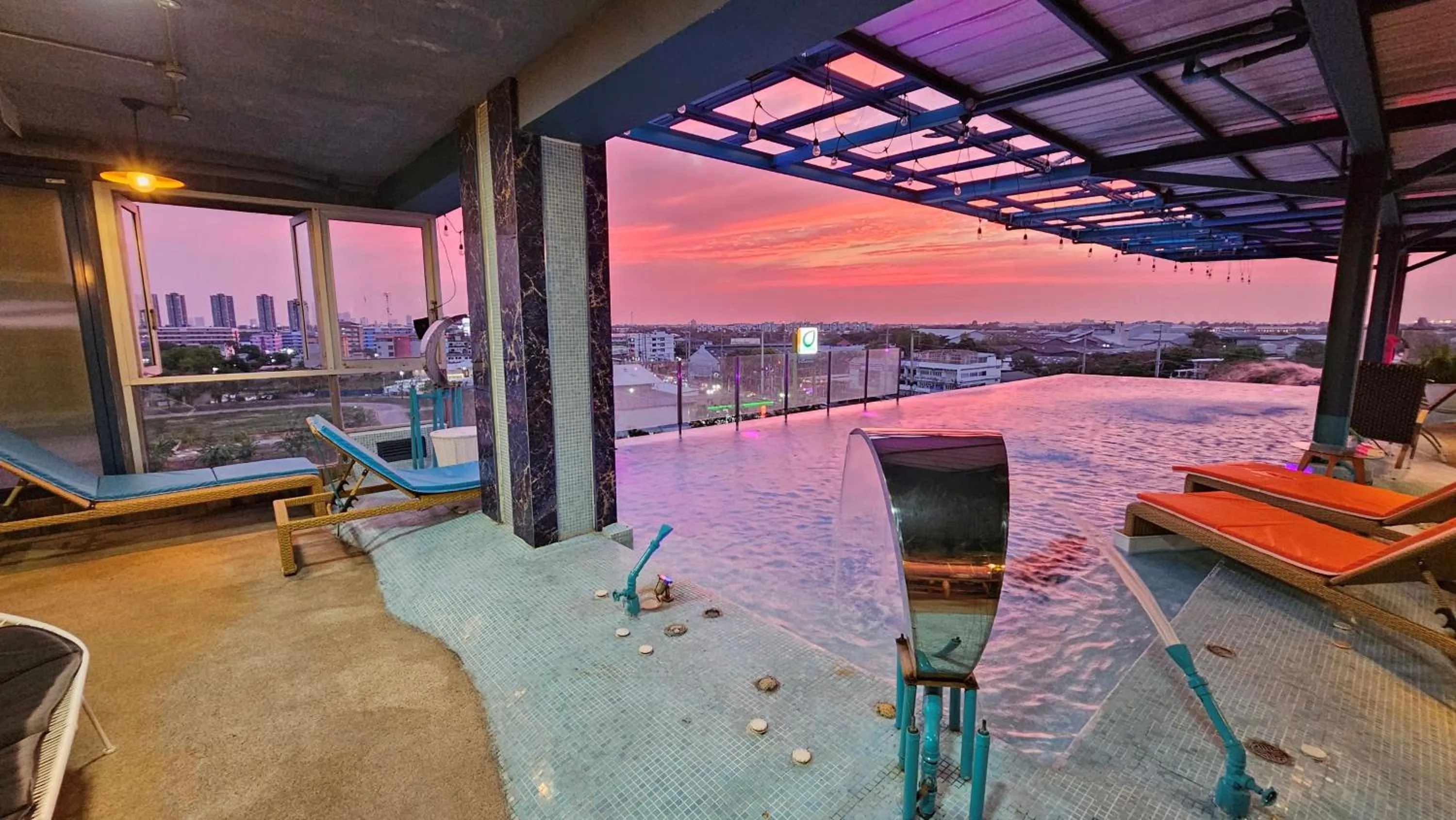 Natural landscape in BlueTel Re'sidencE Bangkok IMPACT บลูเทล เรซิดองส์ กรุงเทพ อิมแพค