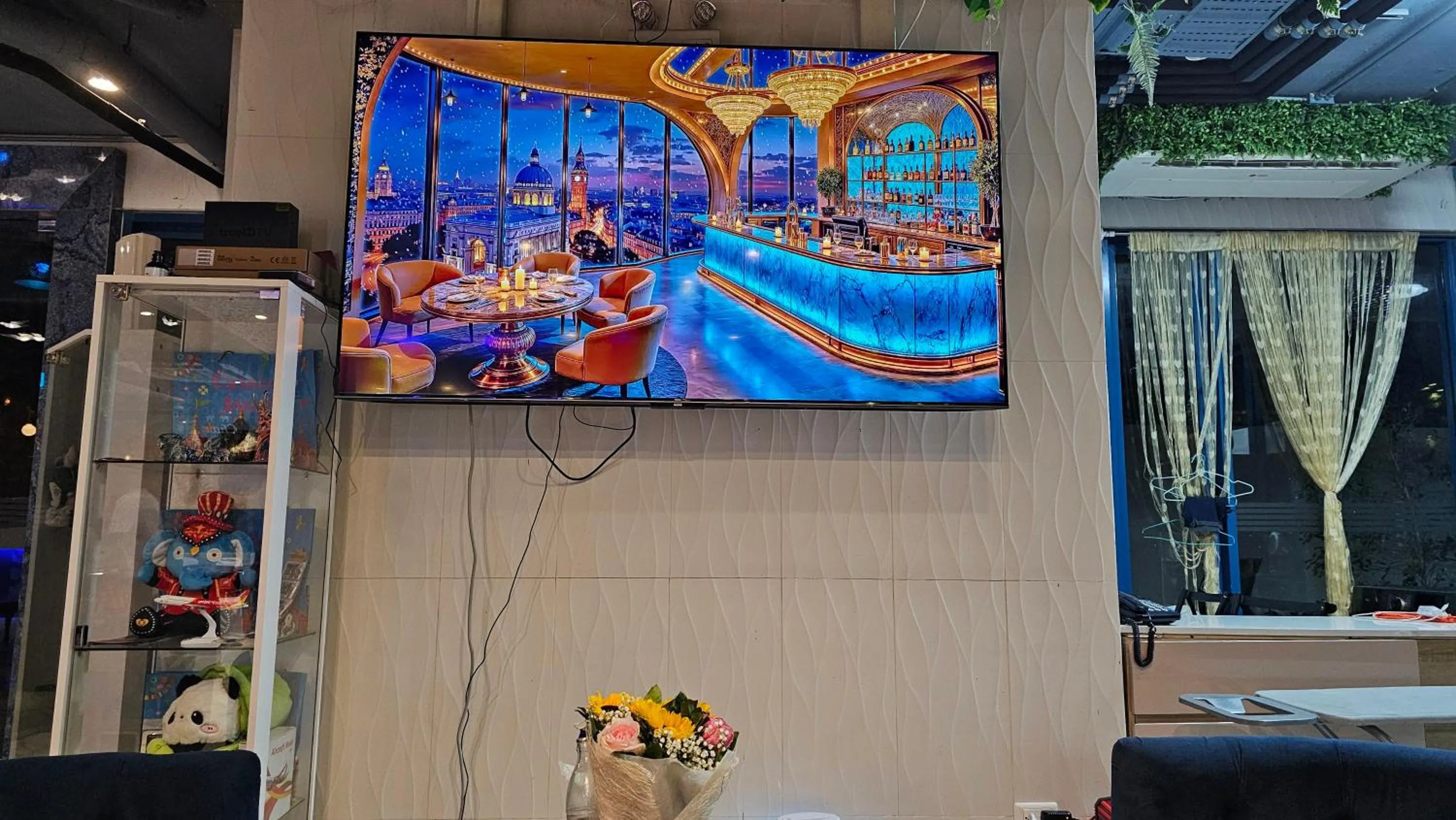 Communal lounge/ TV room in BlueTel Re'sidencE Bangkok IMPACT บลูเทล เรซิดองส์ กรุงเทพ อิมแพค