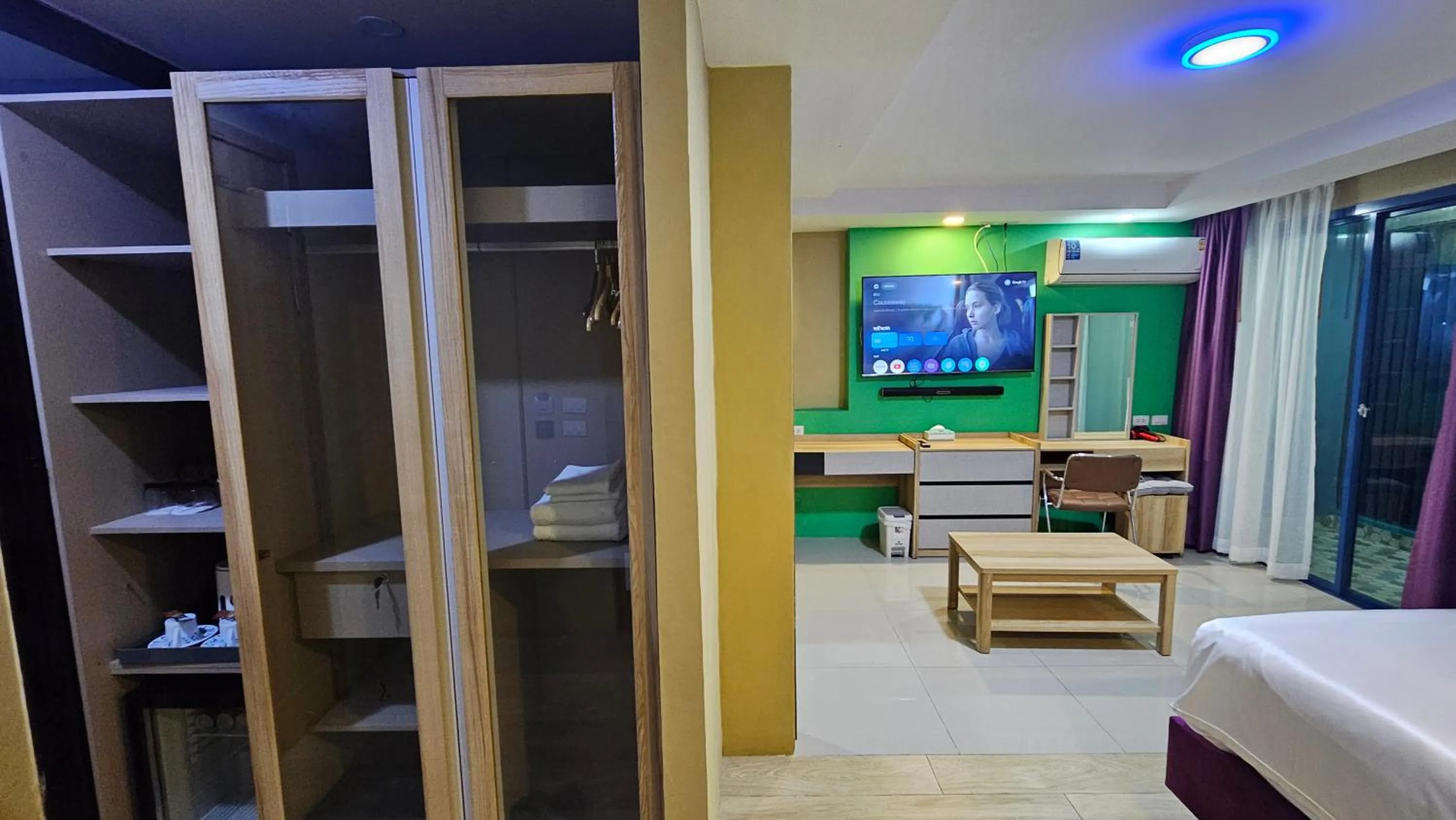 Bed in BlueTel Re'sidencE Bangkok IMPACT บลูเทล เรซิดองส์ กรุงเทพ อิมแพค