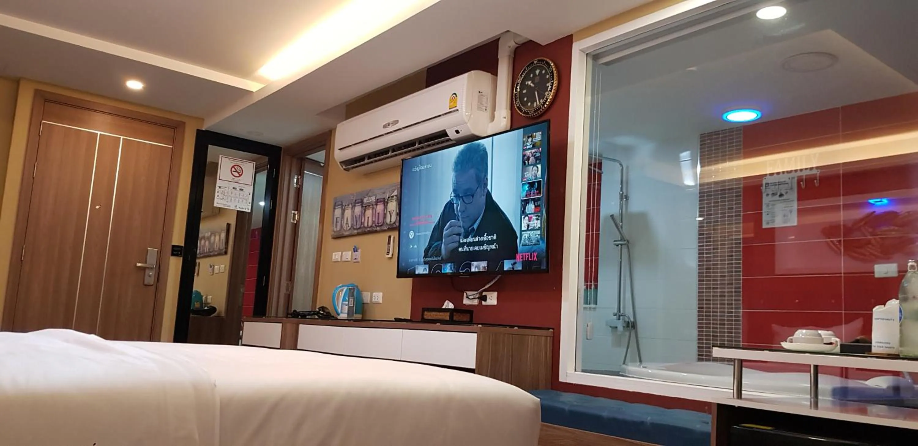 Bed in BlueTel Re'sidencE Bangkok IMPACT บลูเทล เรซิดองส์ กรุงเทพ อิมแพค