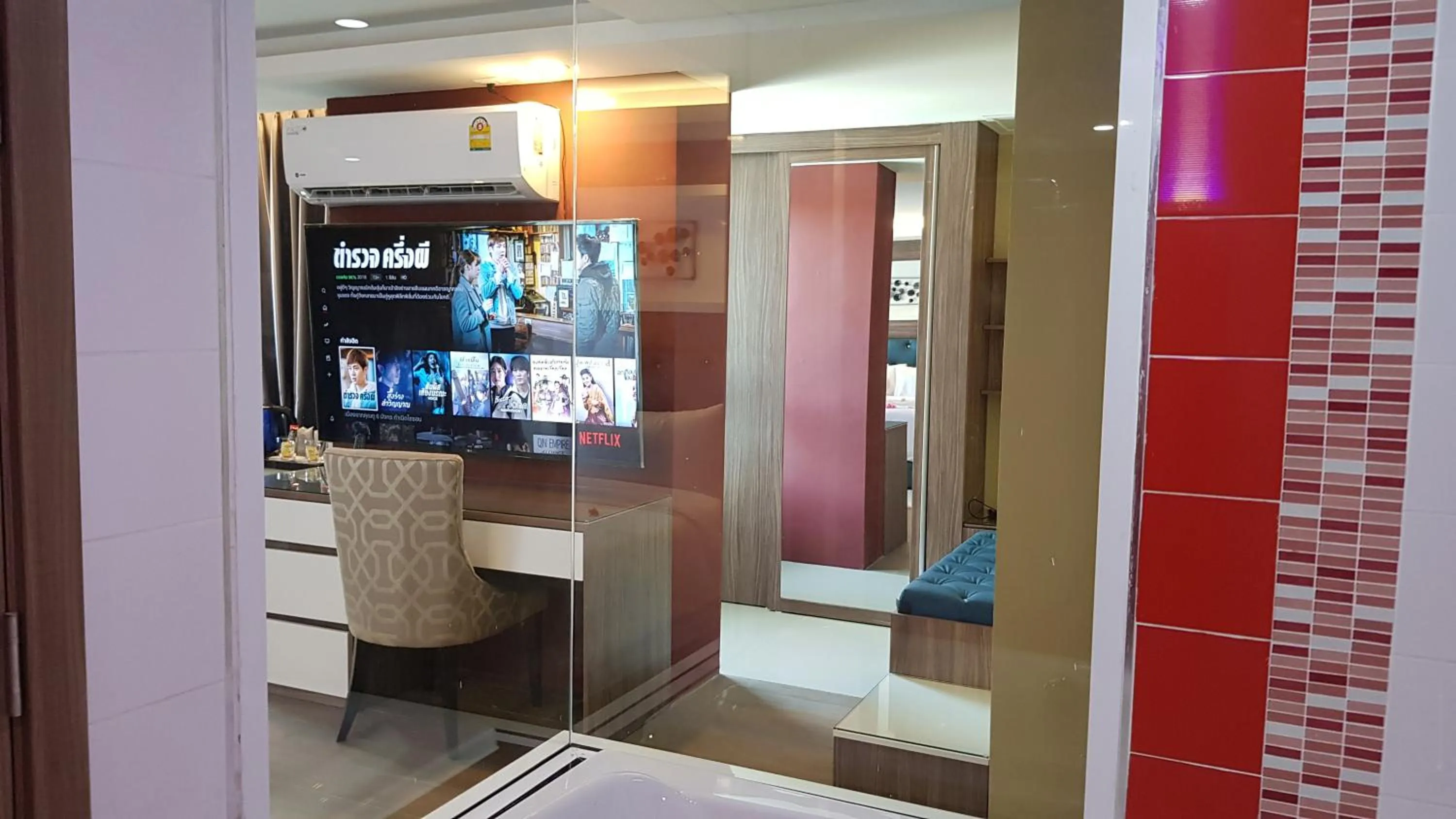 BlueTel Re'sidencE Bangkok IMPACT บลูเทล เรซิดองส์ กรุงเทพ อิมแพค