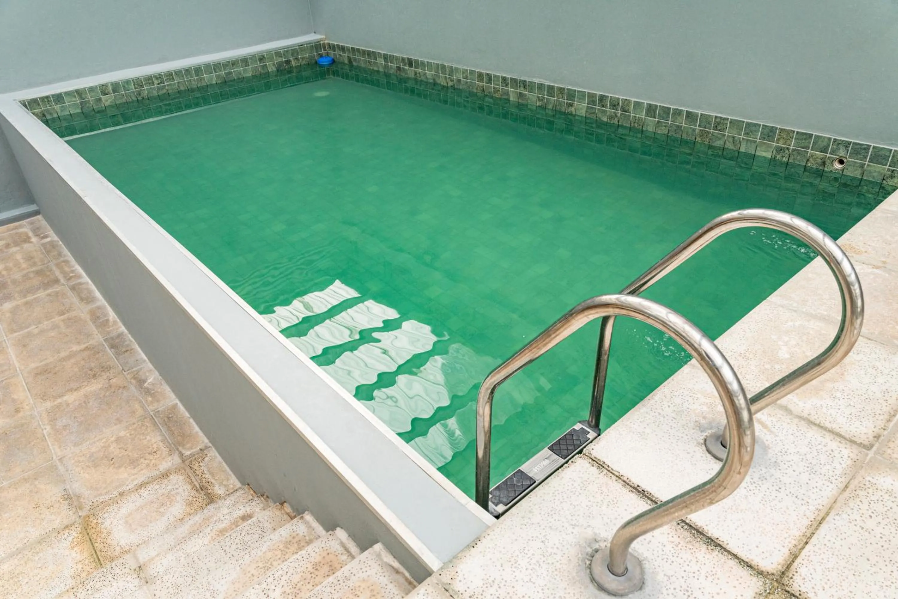 Swimming pool in Hotel Traful