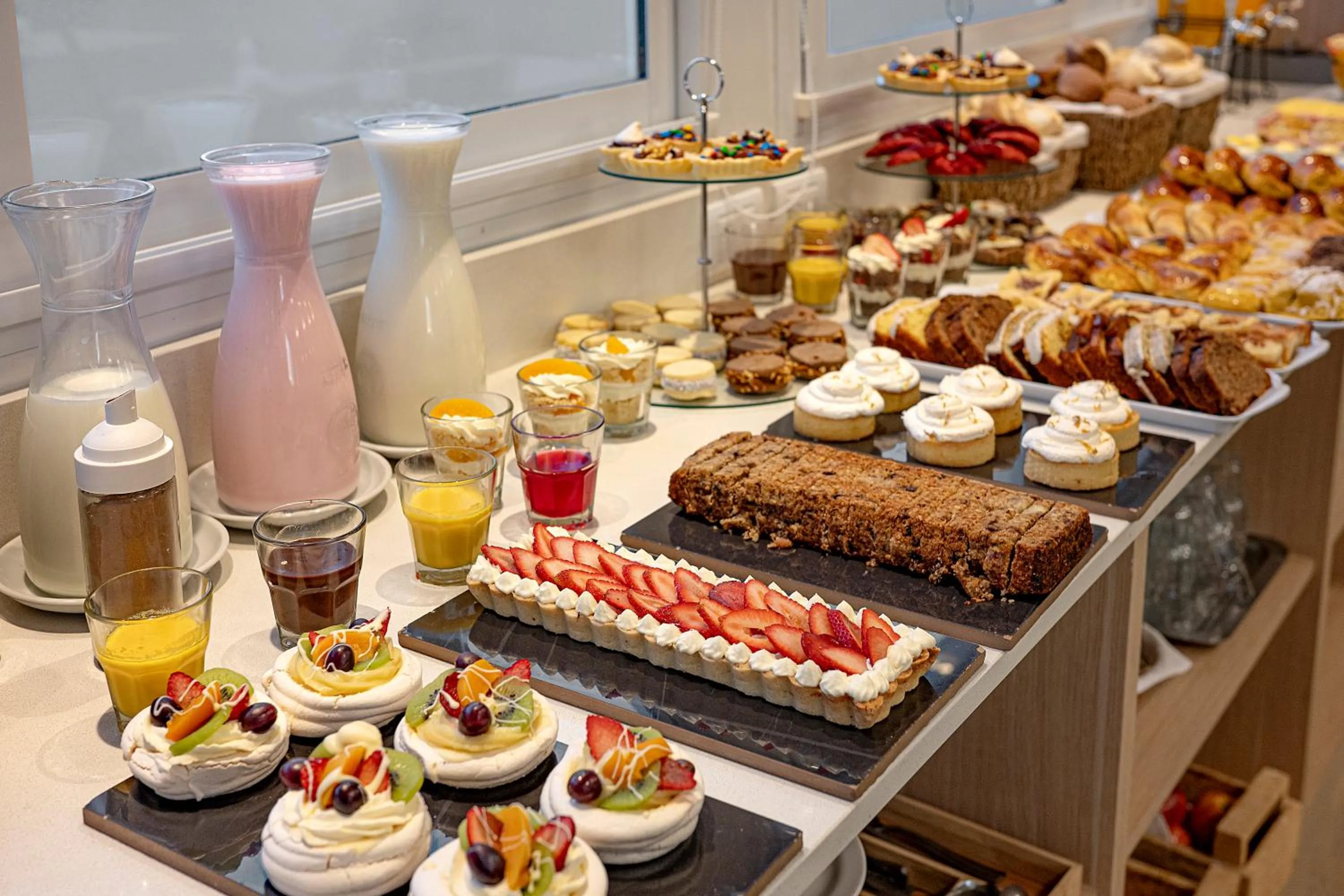 Buffet breakfast in Hotel Traful