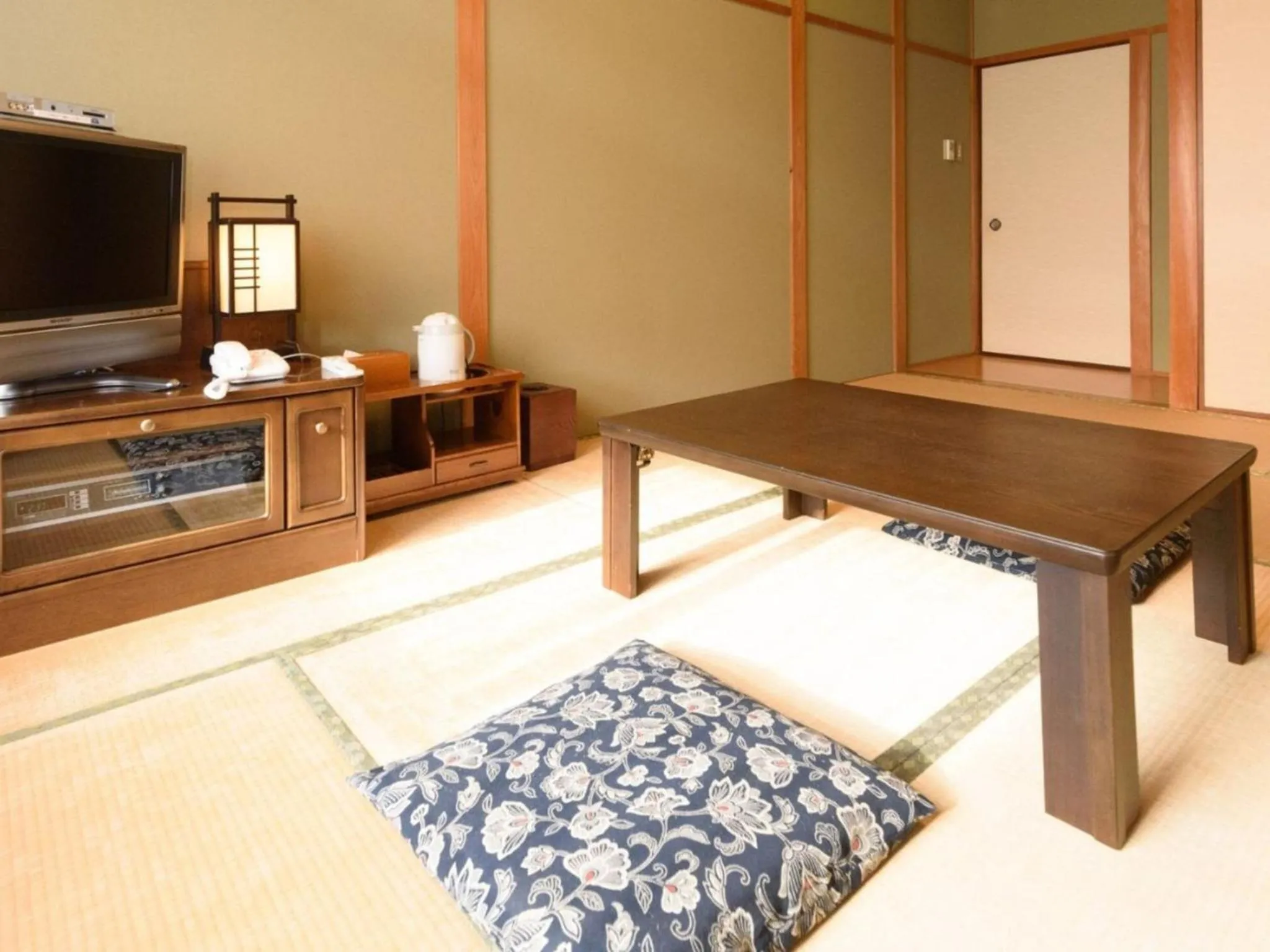 Photo of the whole room in Business Hotel Kawakami