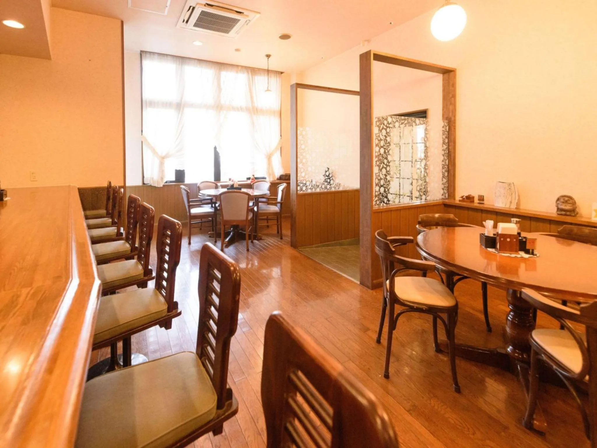 Restaurant/places to eat in Business Hotel Kawakami