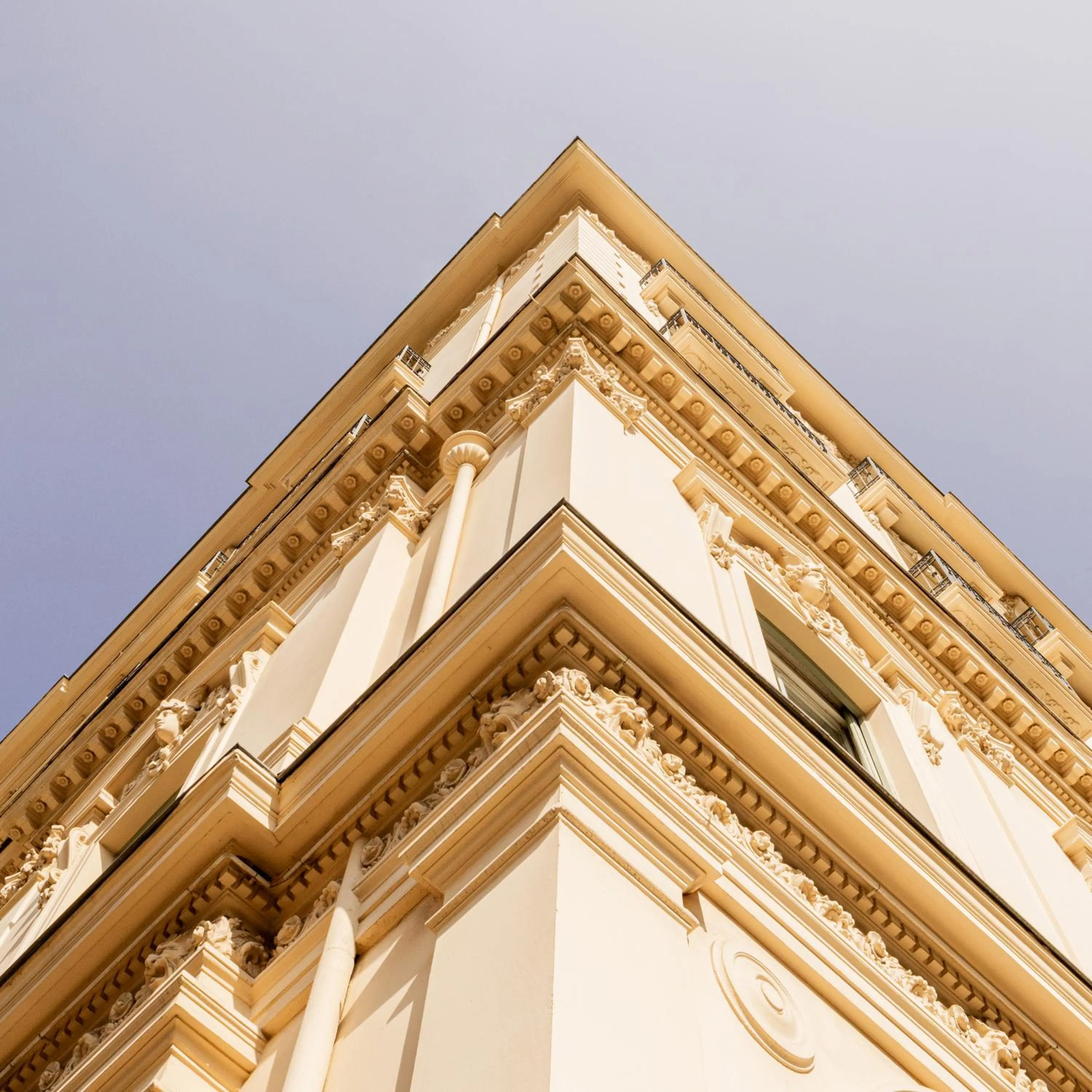 Property building in Hôtel Vendôme