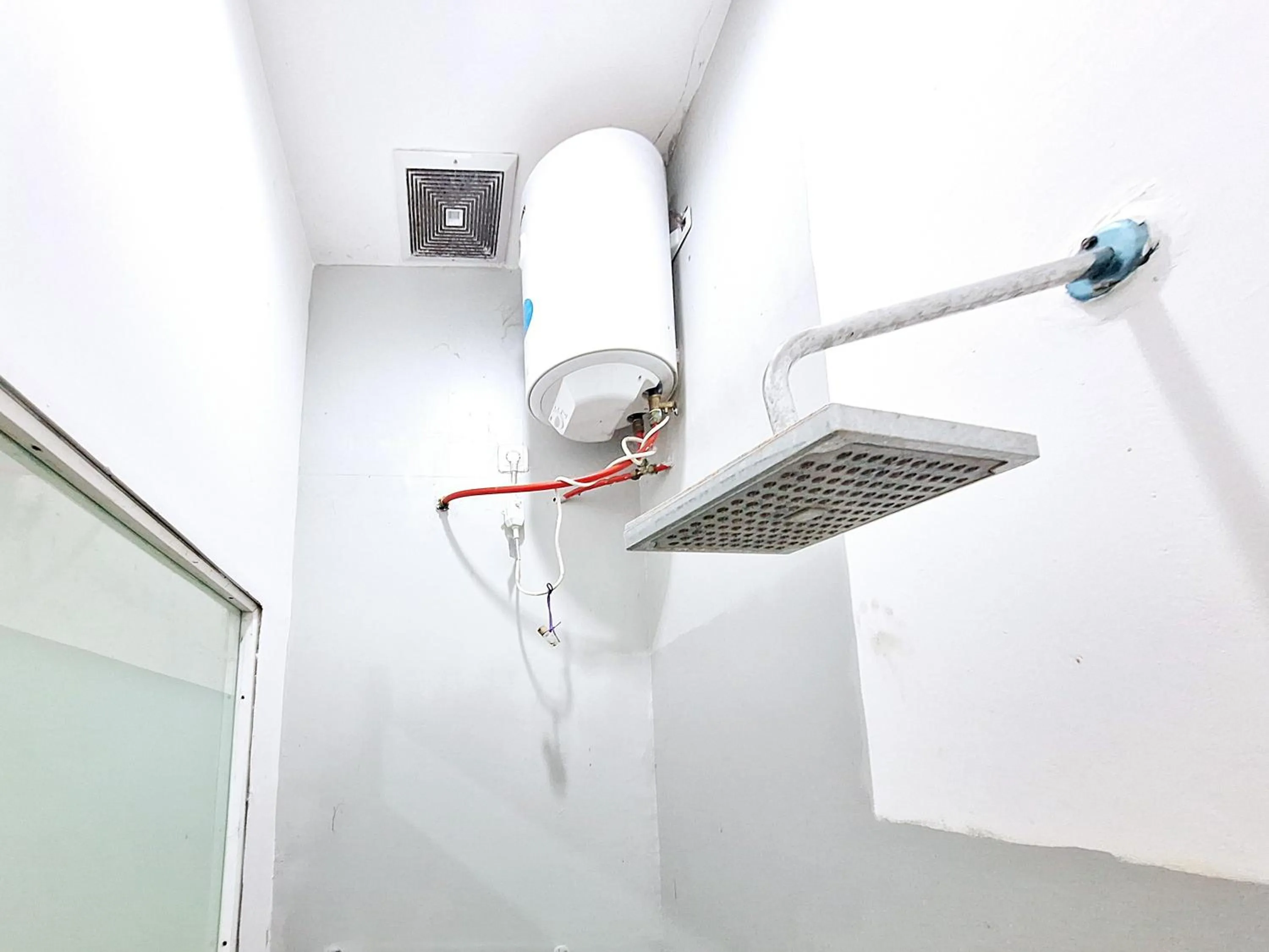 Bathroom in OYO 2041 Griya Aneka