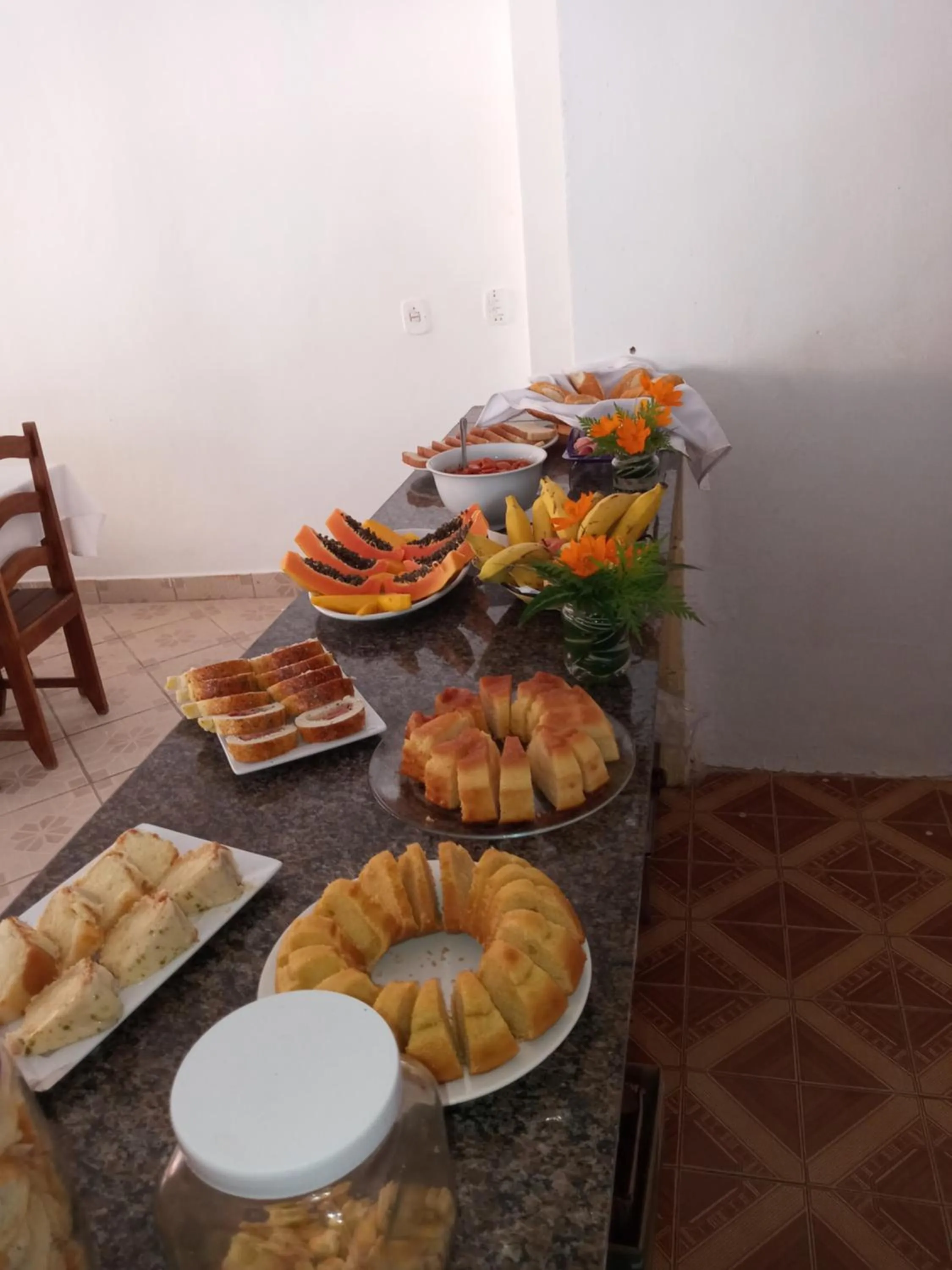 Buffet breakfast in DORM Olhar da Sereia