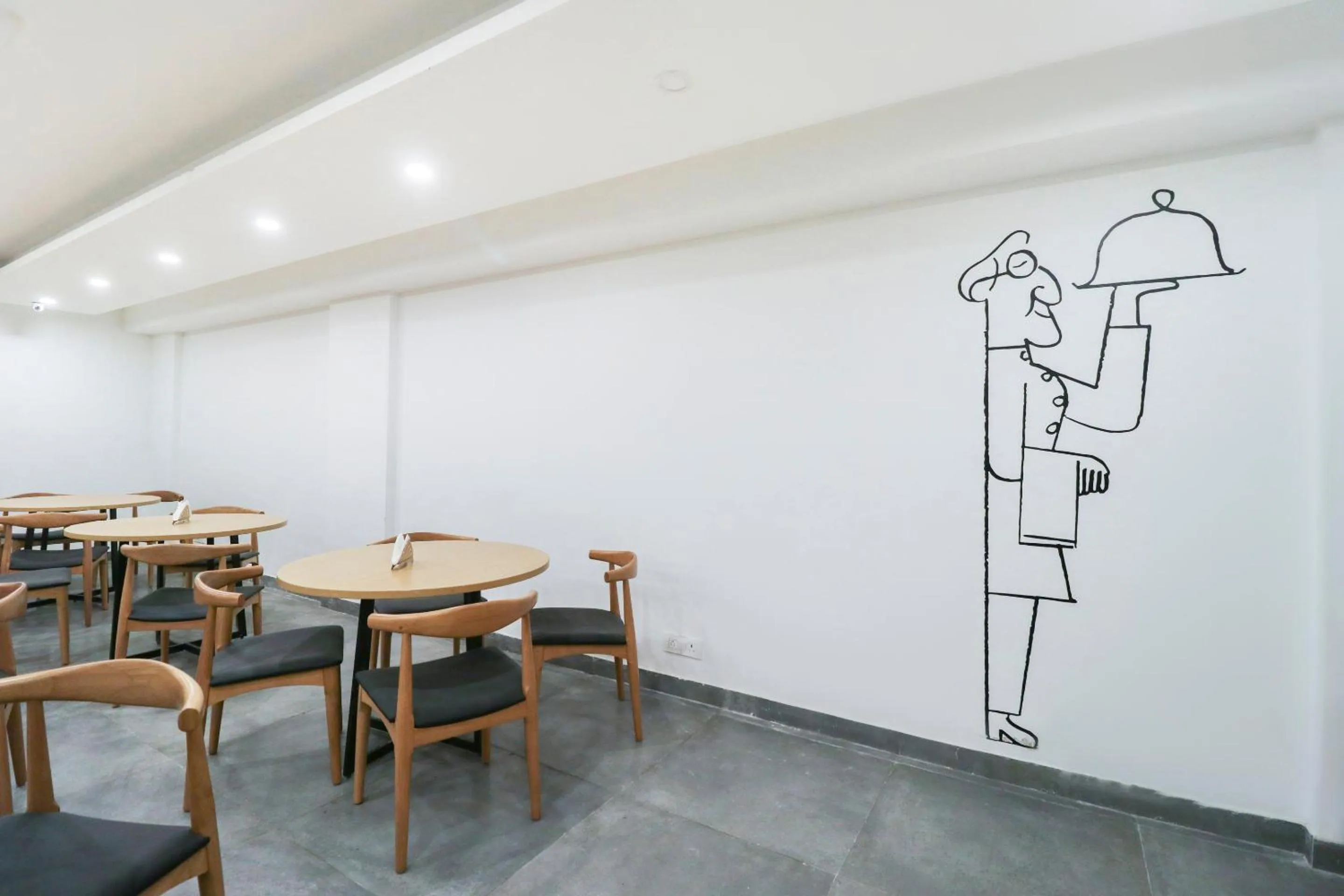 Restaurant/places to eat in Super Townhouse Noida Sector 71 Near ISKCON Temple Noida