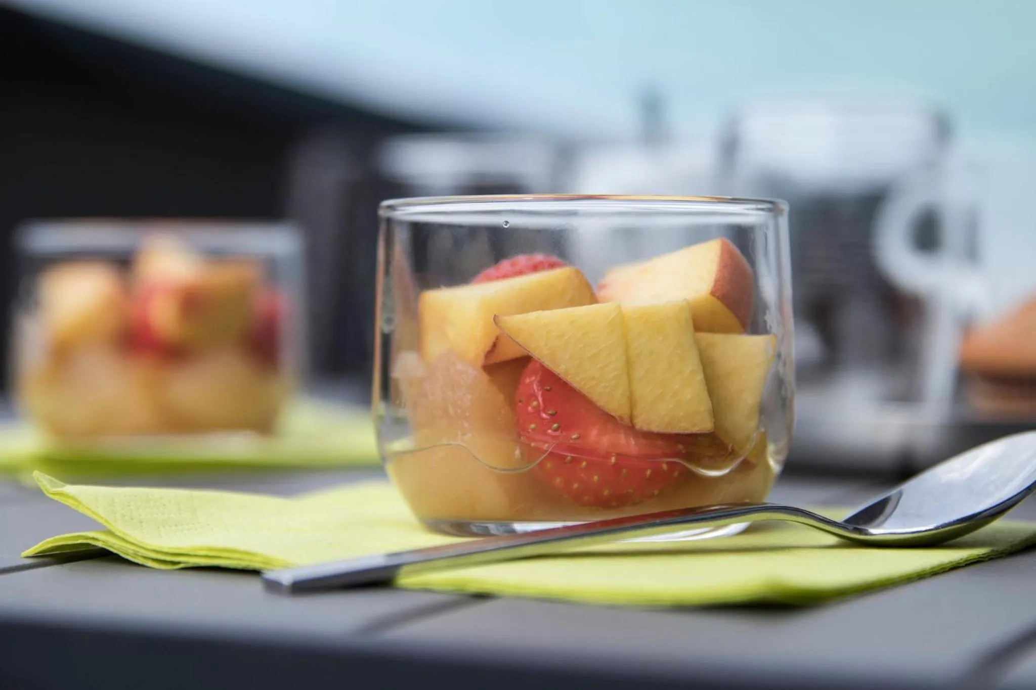 Restaurant/places to eat in Holiday Inn Express Toulouse Airport by IHG