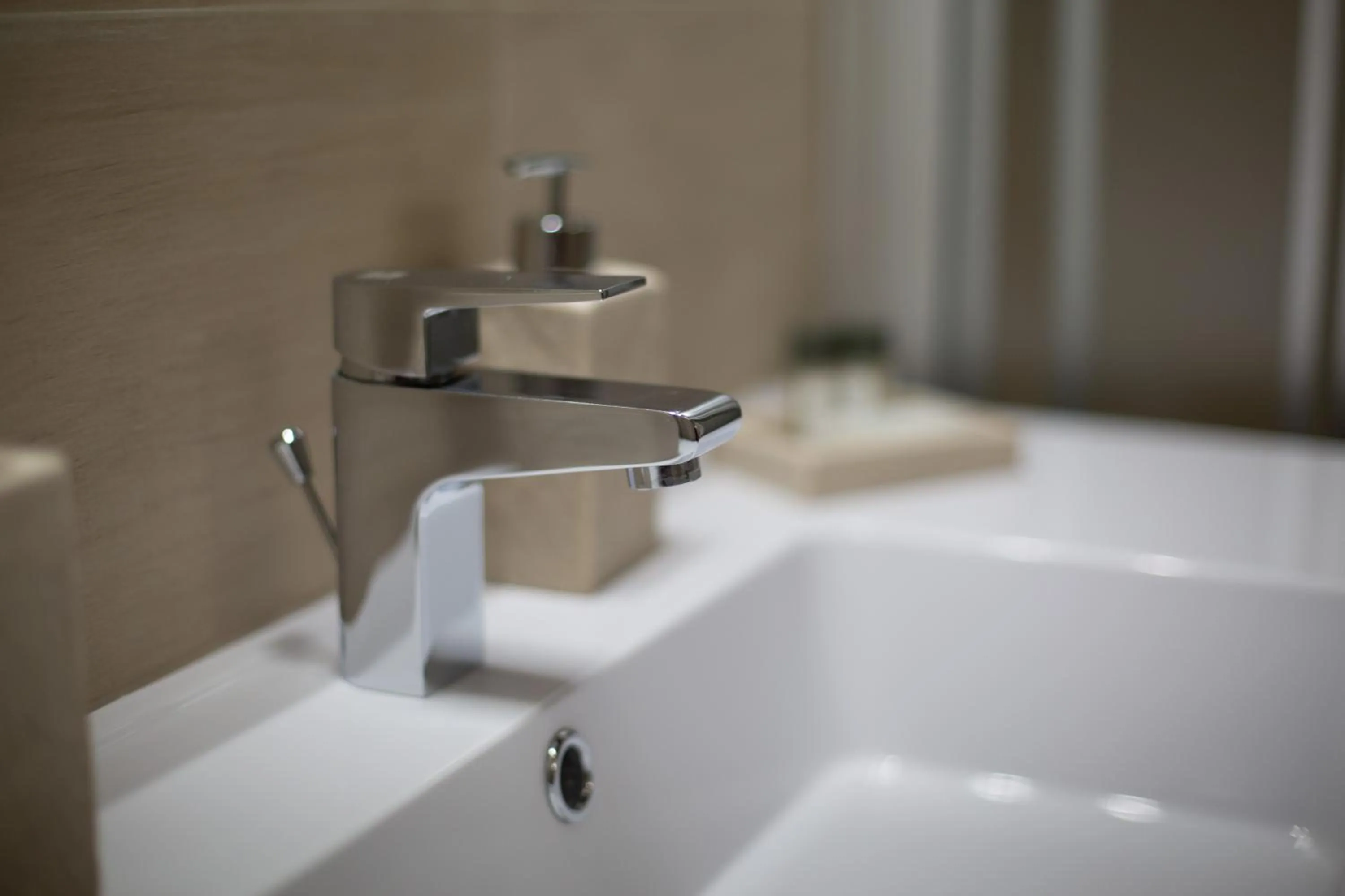 Bathroom in Lian Home in Florence by Mmega