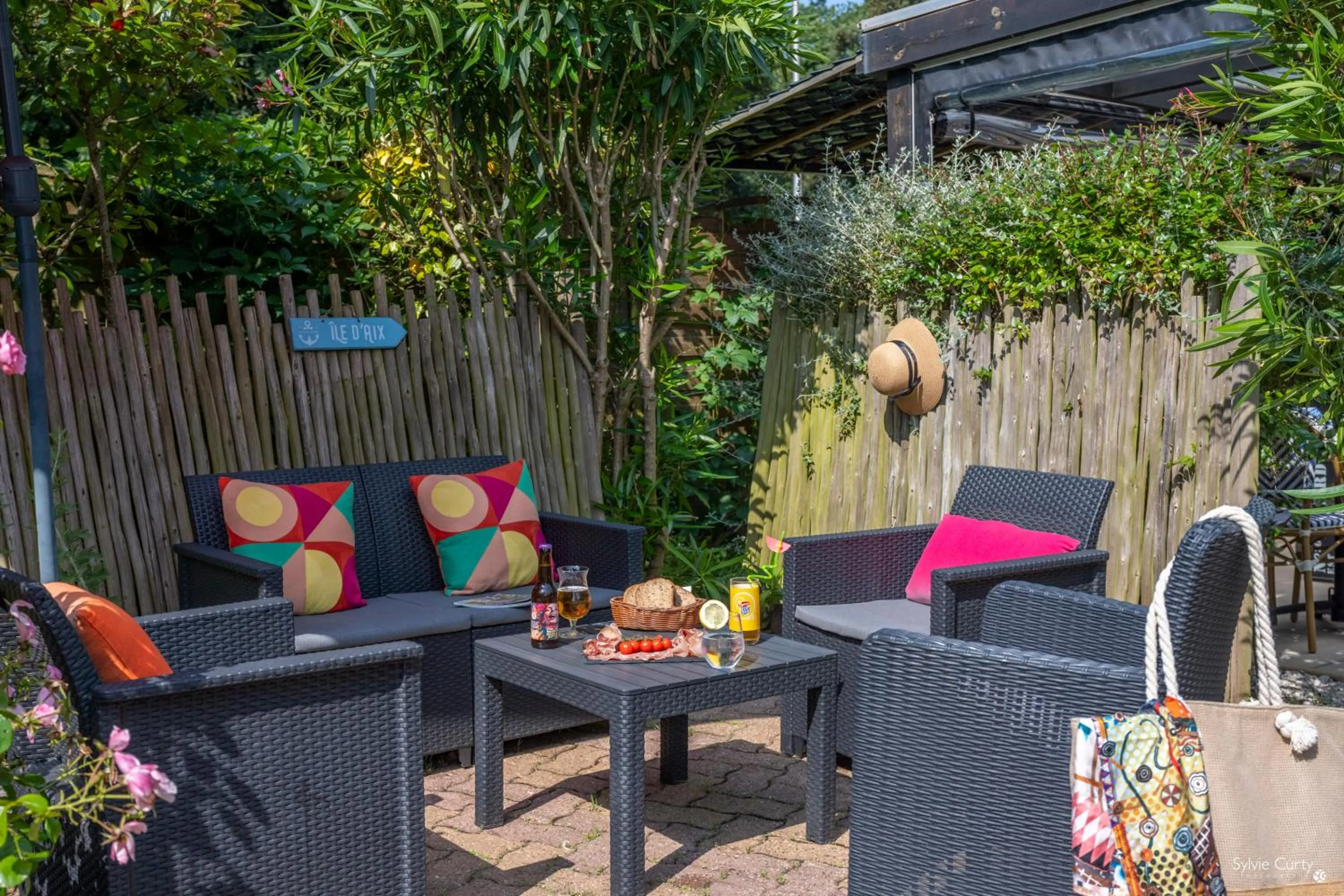 Food and drinks in Hotel La Roseraie