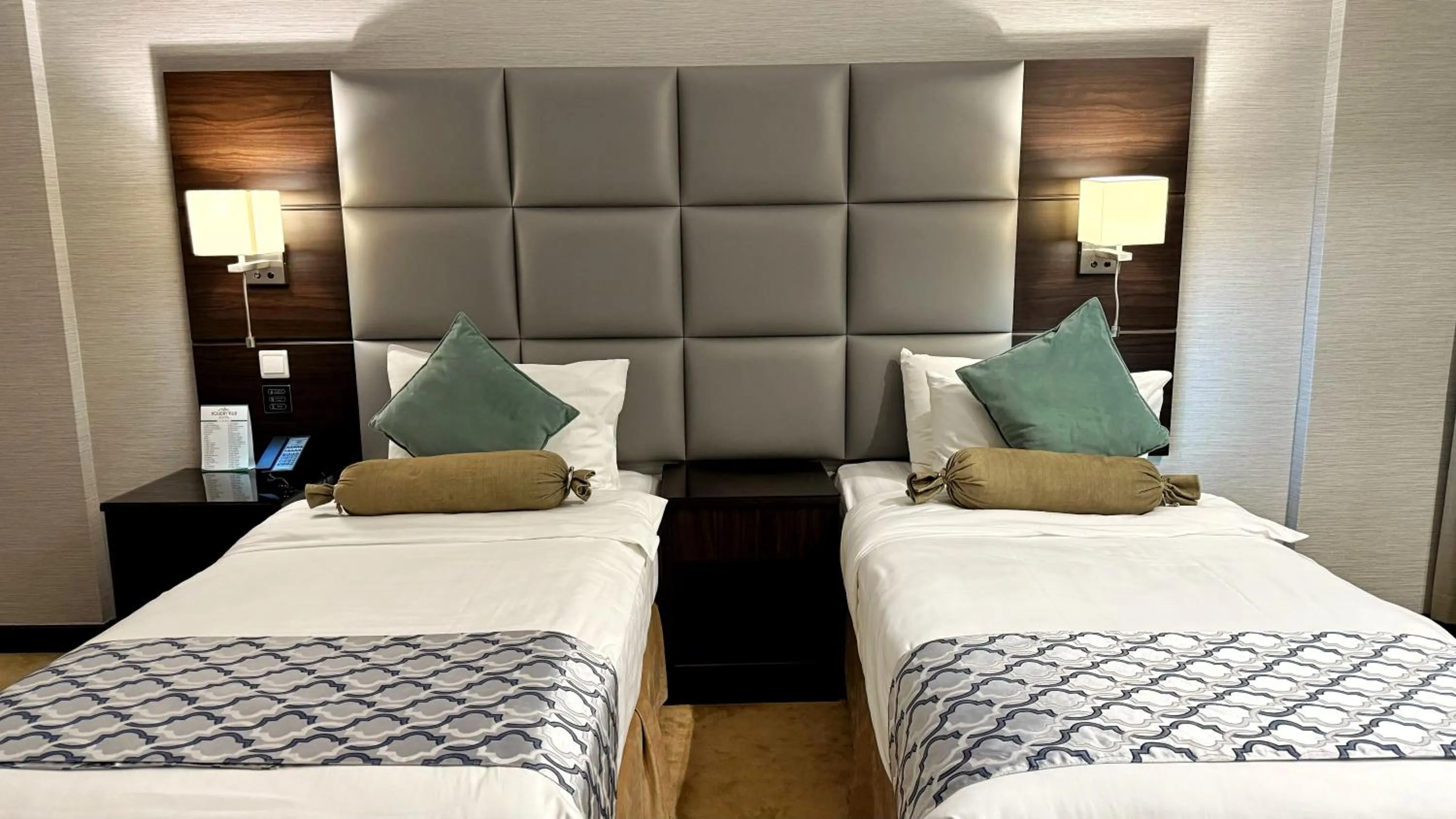 Bedroom, Bed in Holiday Villa Hail