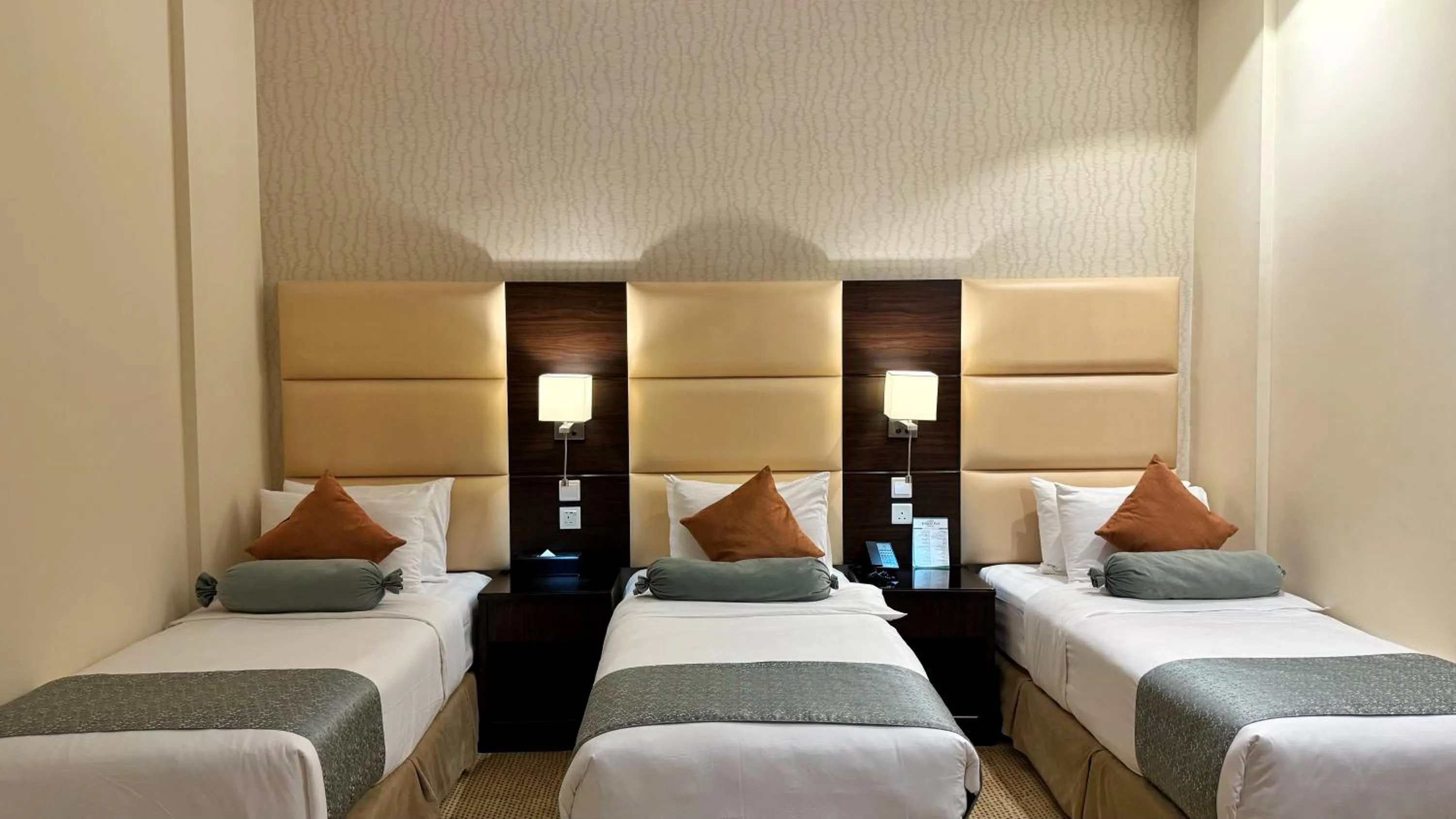 Bedroom, Bed in Holiday Villa Hail