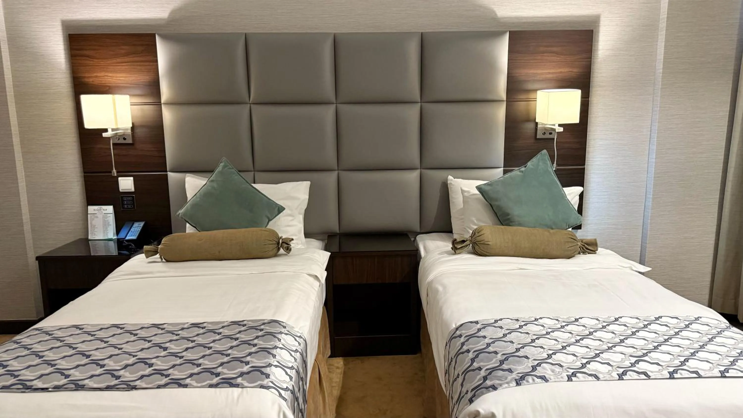 Bedroom, Bed in Holiday Villa Hail