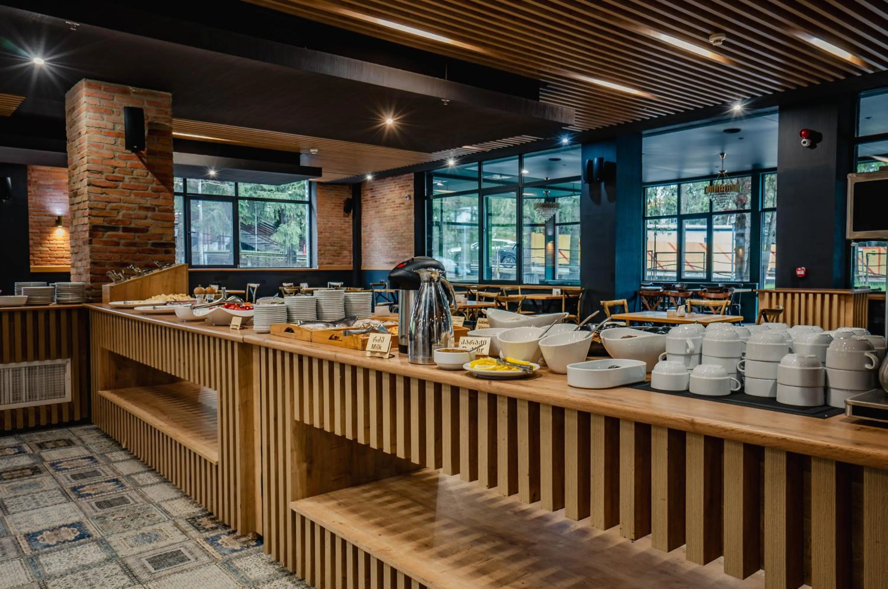 Restaurant/places to eat in Bakuriani Inn