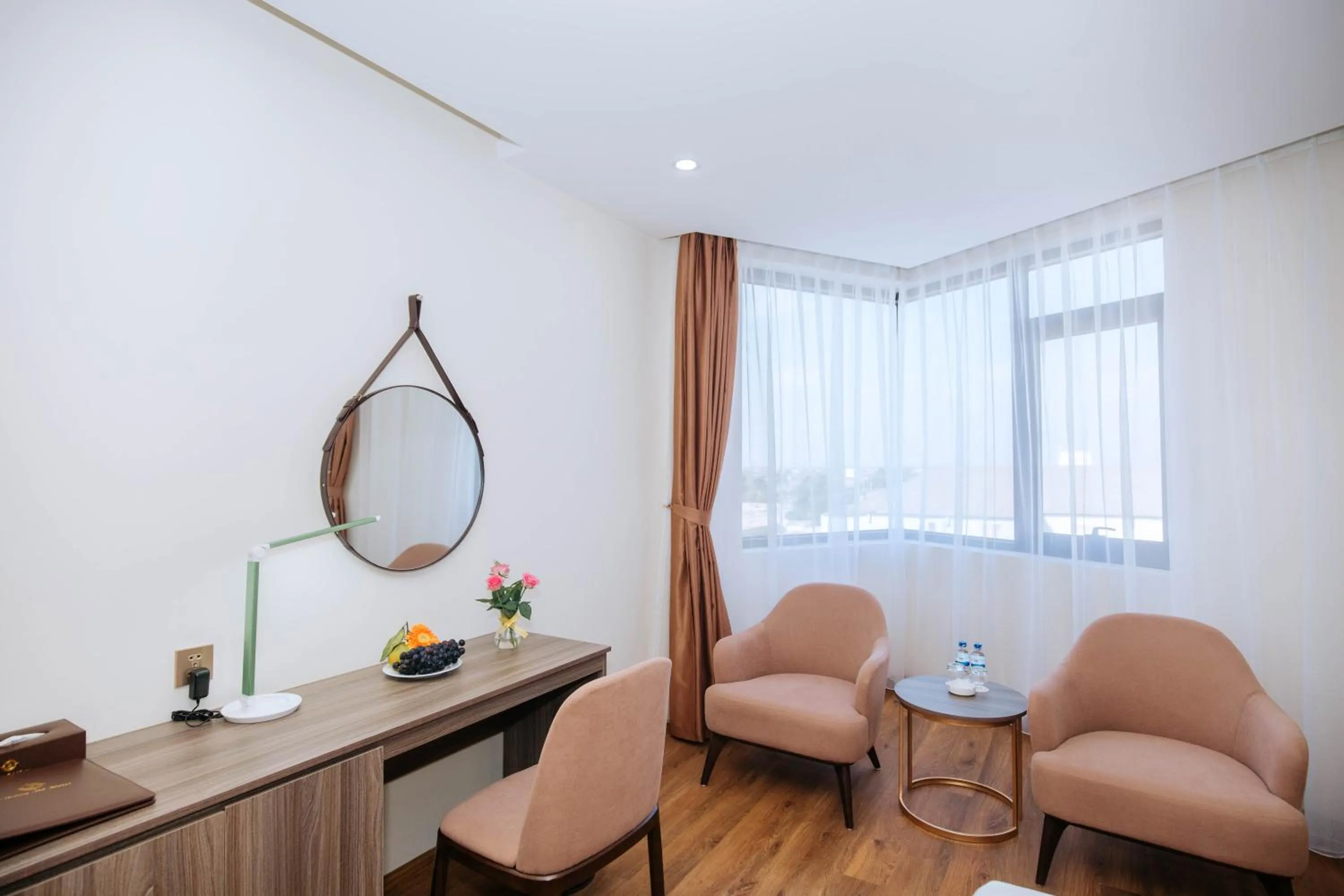 Living room in Thông Đỏ Hotel