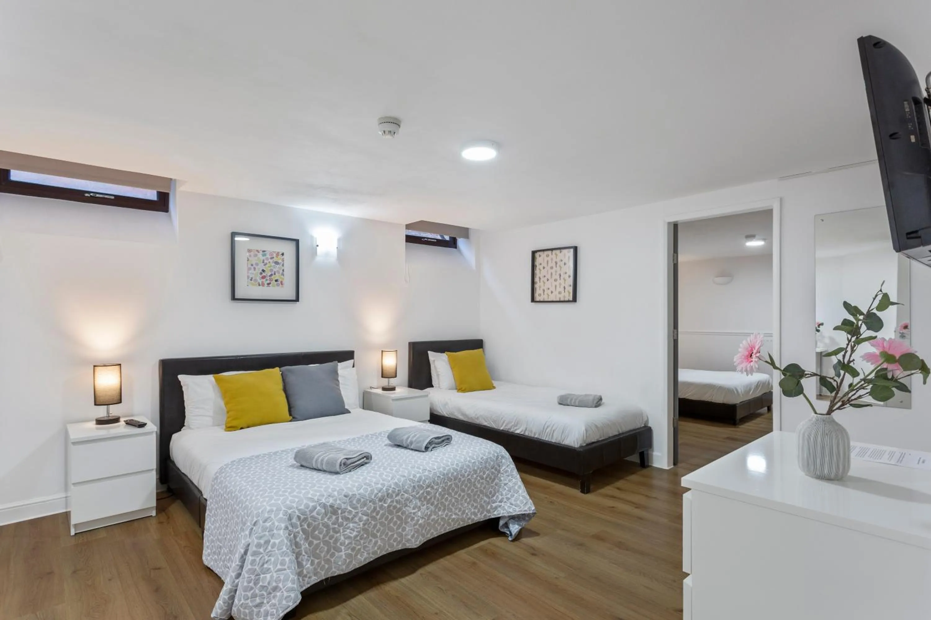 Bedroom, Bed in River Rooms Nottingham