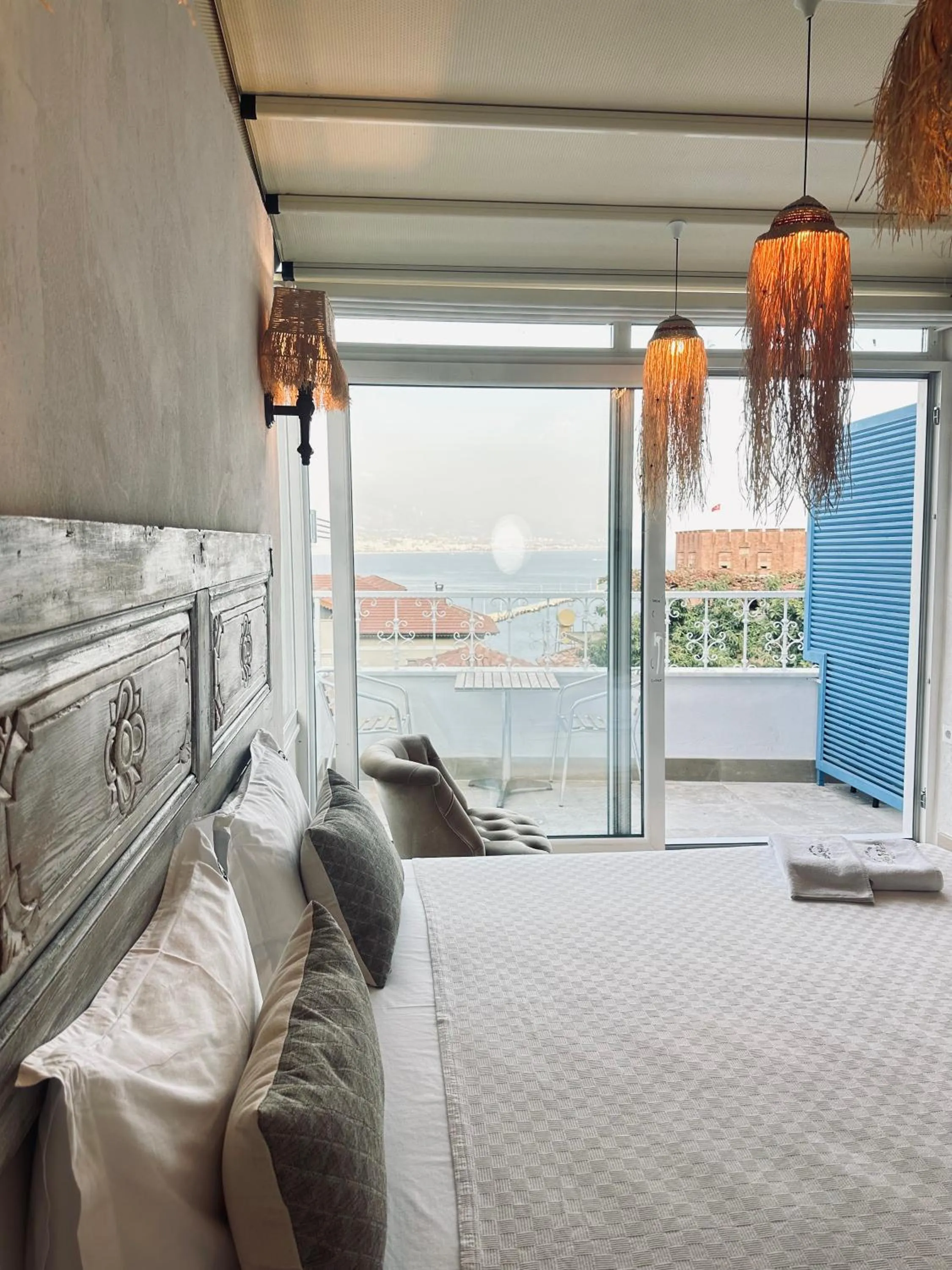 Bed in Lemon Villa Hotel