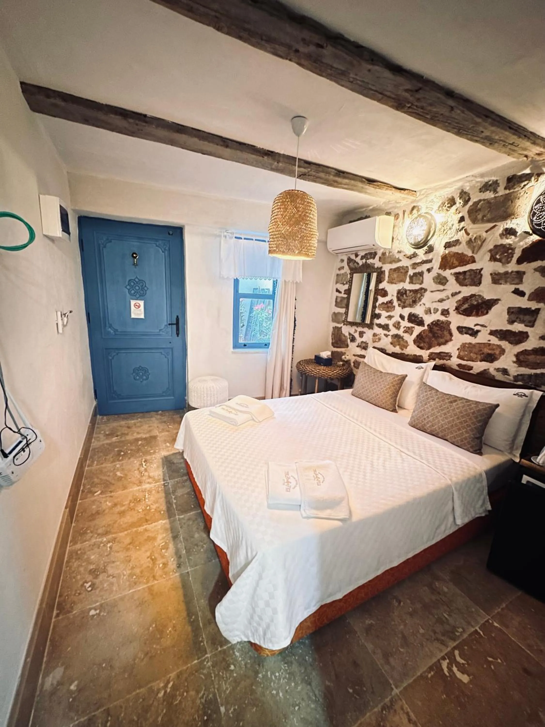 Bed in Lemon Villa Hotel