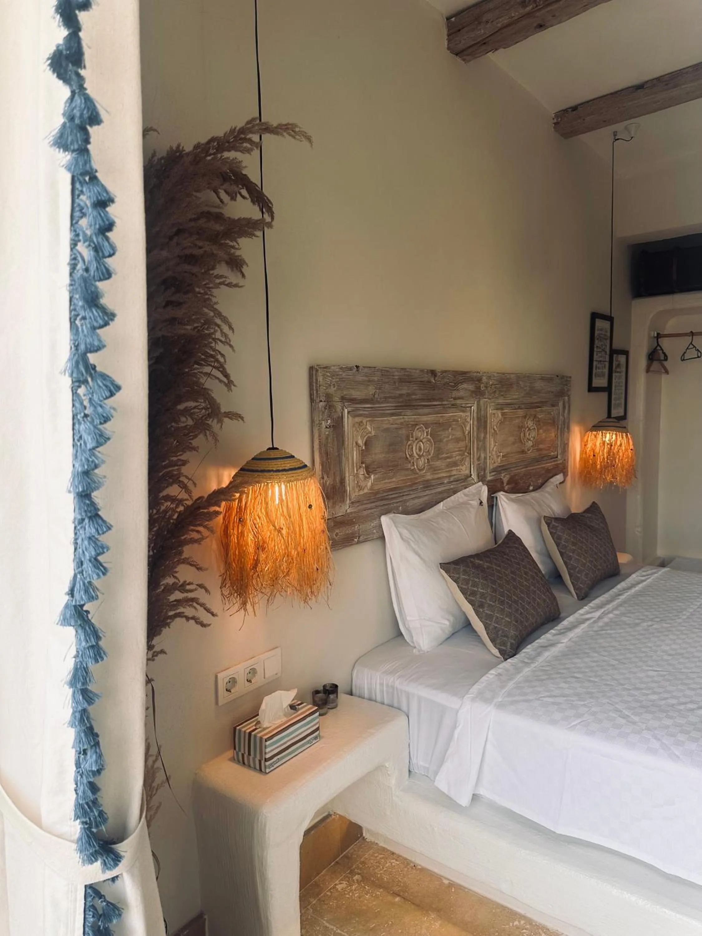 Bed in Lemon Villa Hotel