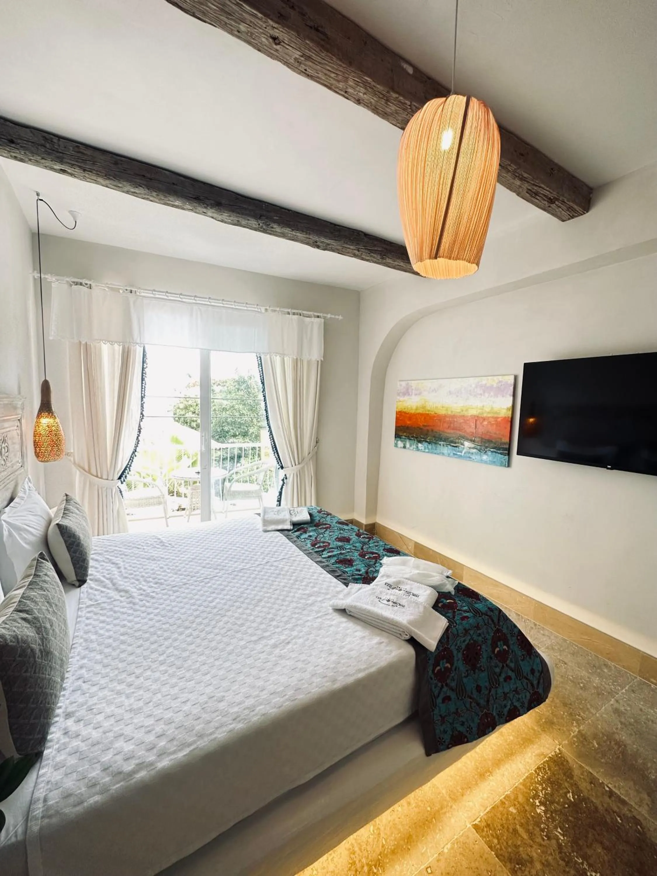 Bed in Lemon Villa Hotel