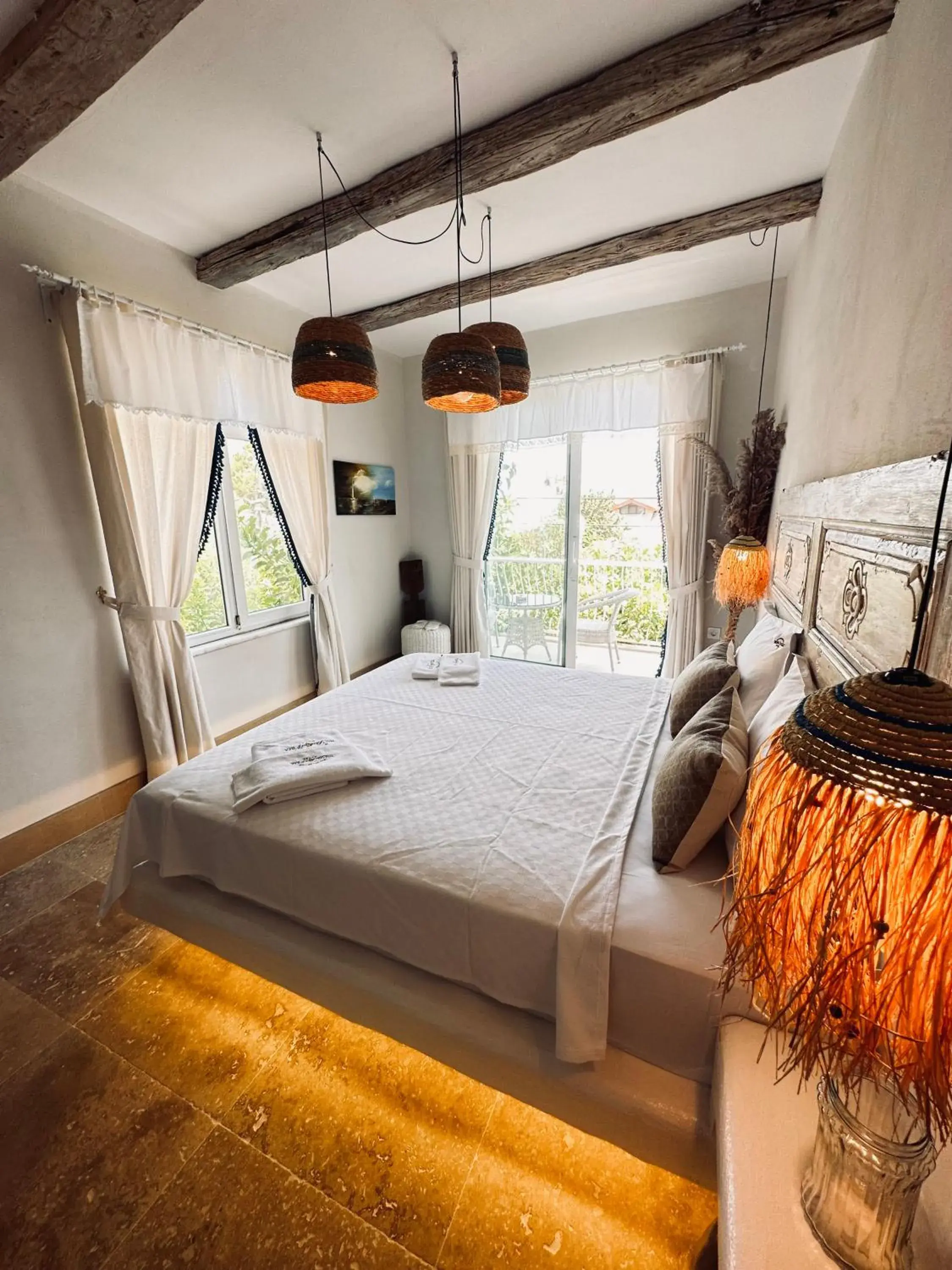 Deluxe Double Room with Sea View in Lemon Villa Hotel Deluxe Double Room with Sea View in Lemon Villa Hotel