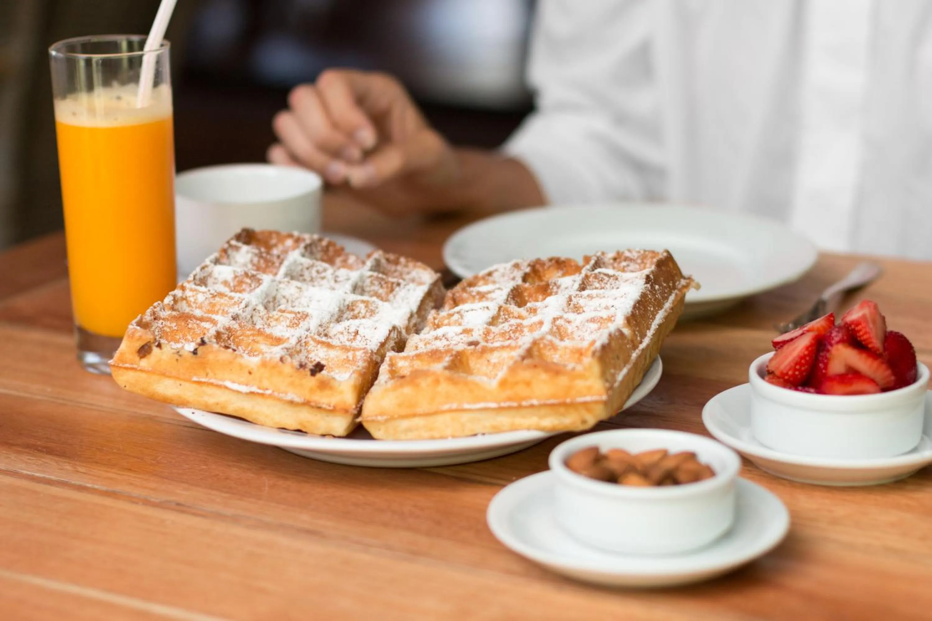 Restaurant/places to eat in Hotel L'Auberge