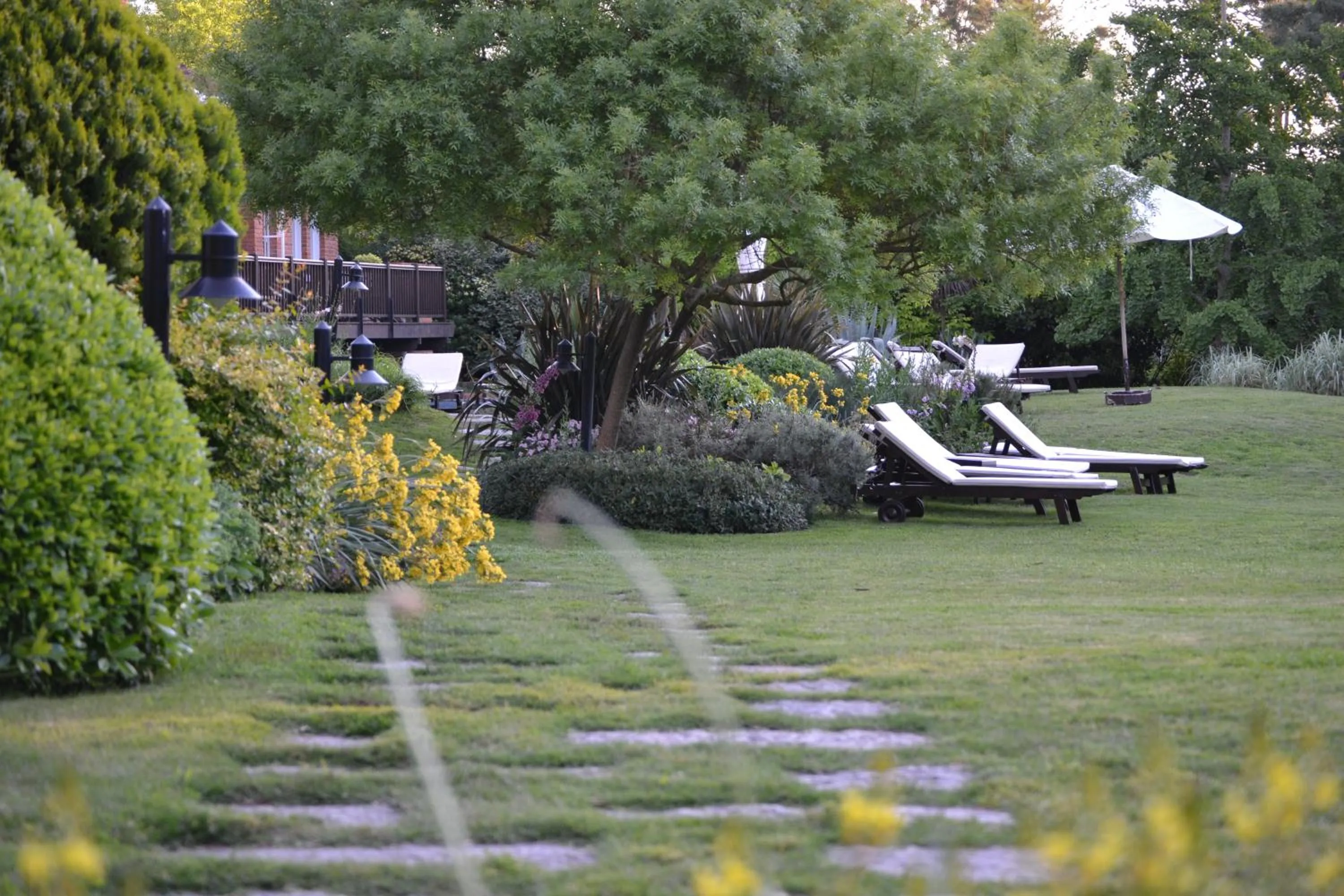Garden in Hotel L'Auberge